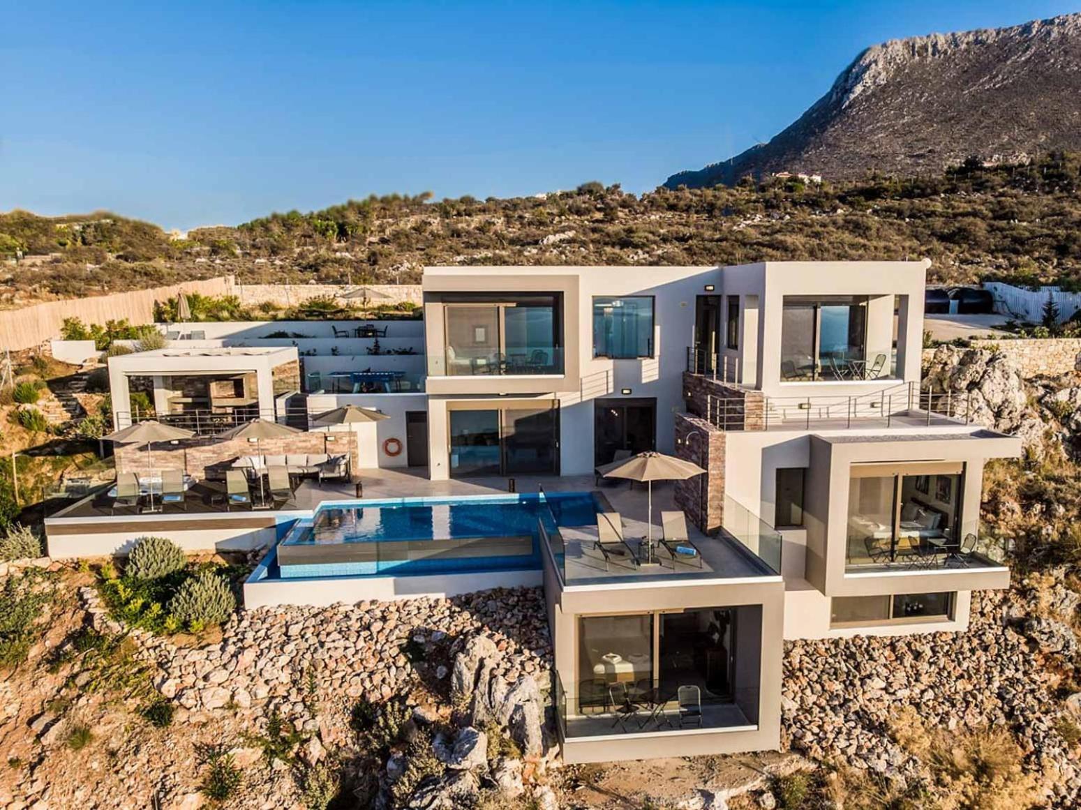 Luxurious Akri - With Private Heated Pool Almyrida (Crete)