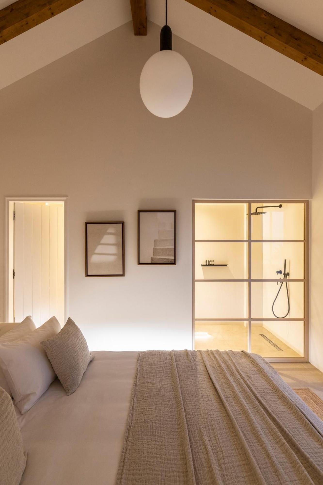 Avertosia Luxury Villa *