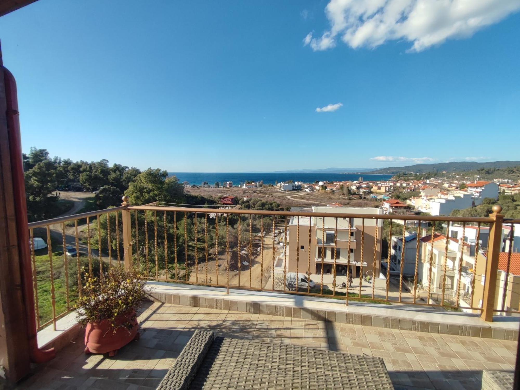 Theasis Luxury Panoramic Penthouse Neos Marmaras