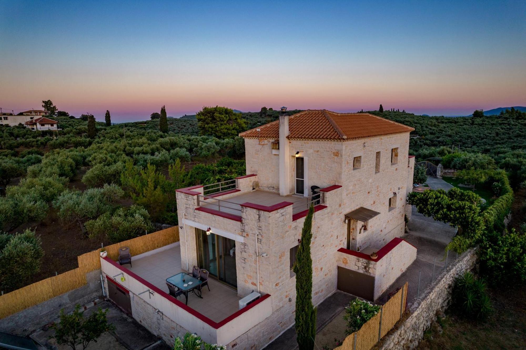 Casa Adam And Villa *