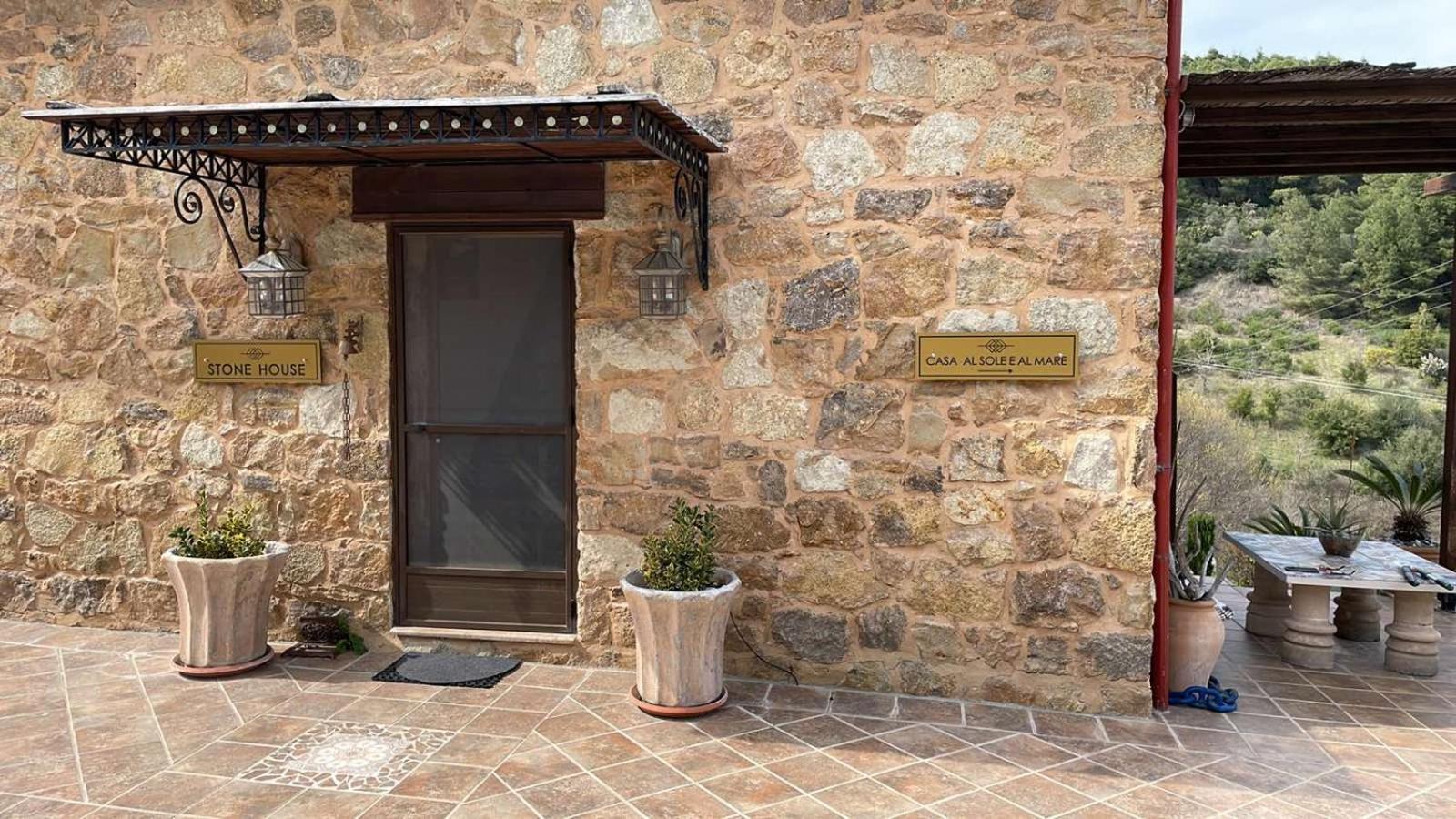 Stonehouse & Casa Al Sole E Al Mare Nea Roda