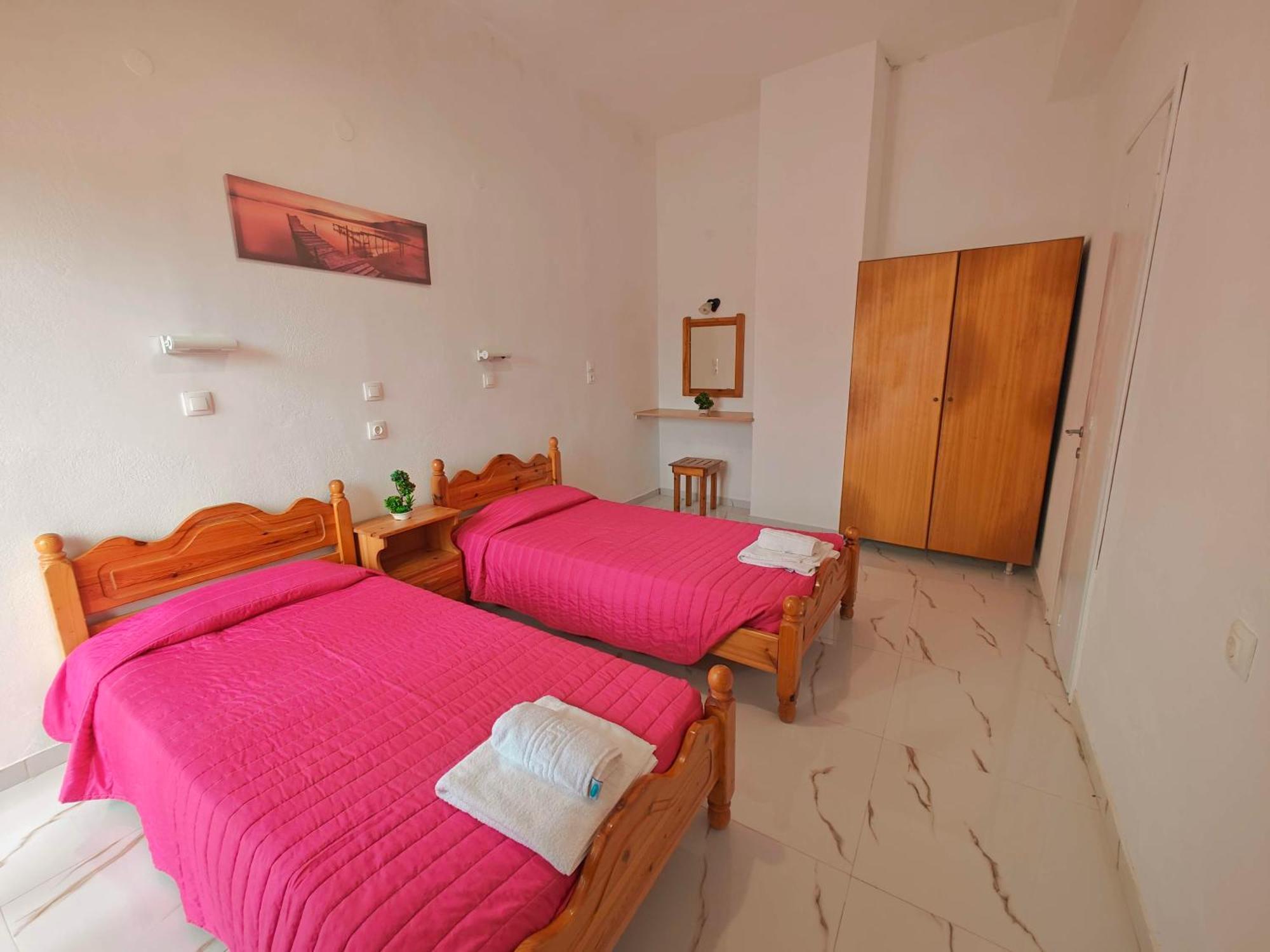 Elena Pool Aparthotel Agios Georgios (Corfu)
