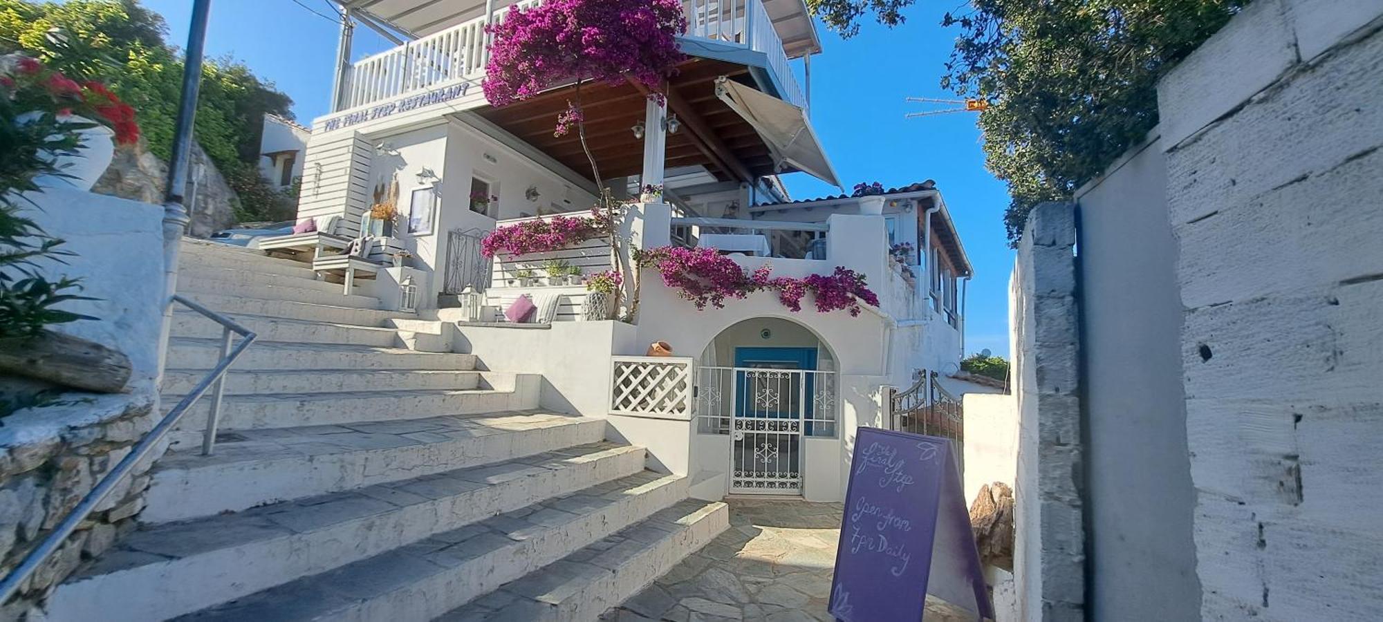 Final Step Apartment Skiathos Town
