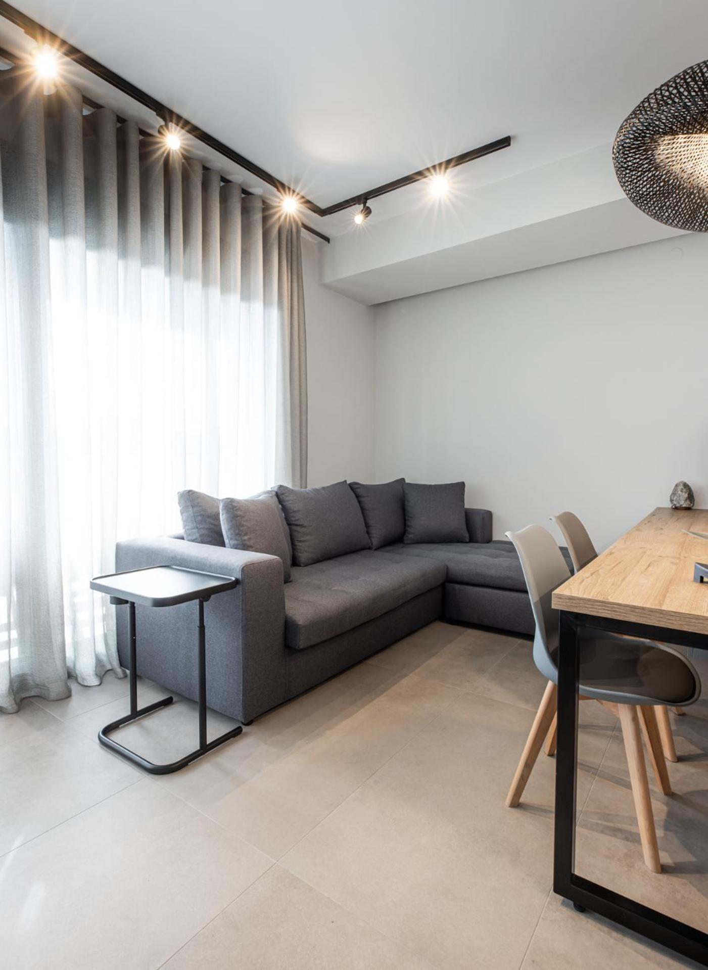 Cozy In Kalamaria, Apartment Thessaloniki