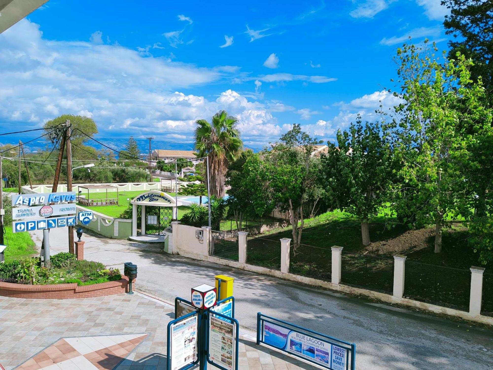 Asprokavos And Kavos