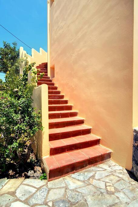 Apartment 1 Bedroom Renovated By The Sea-summermemories Stalida