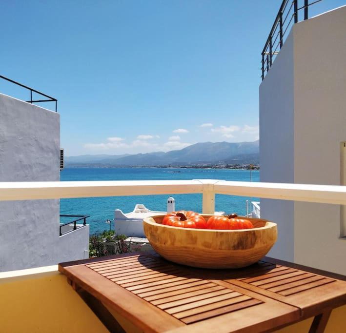 Apartment 1 Bedroom Renovated By The Sea-summermemories
