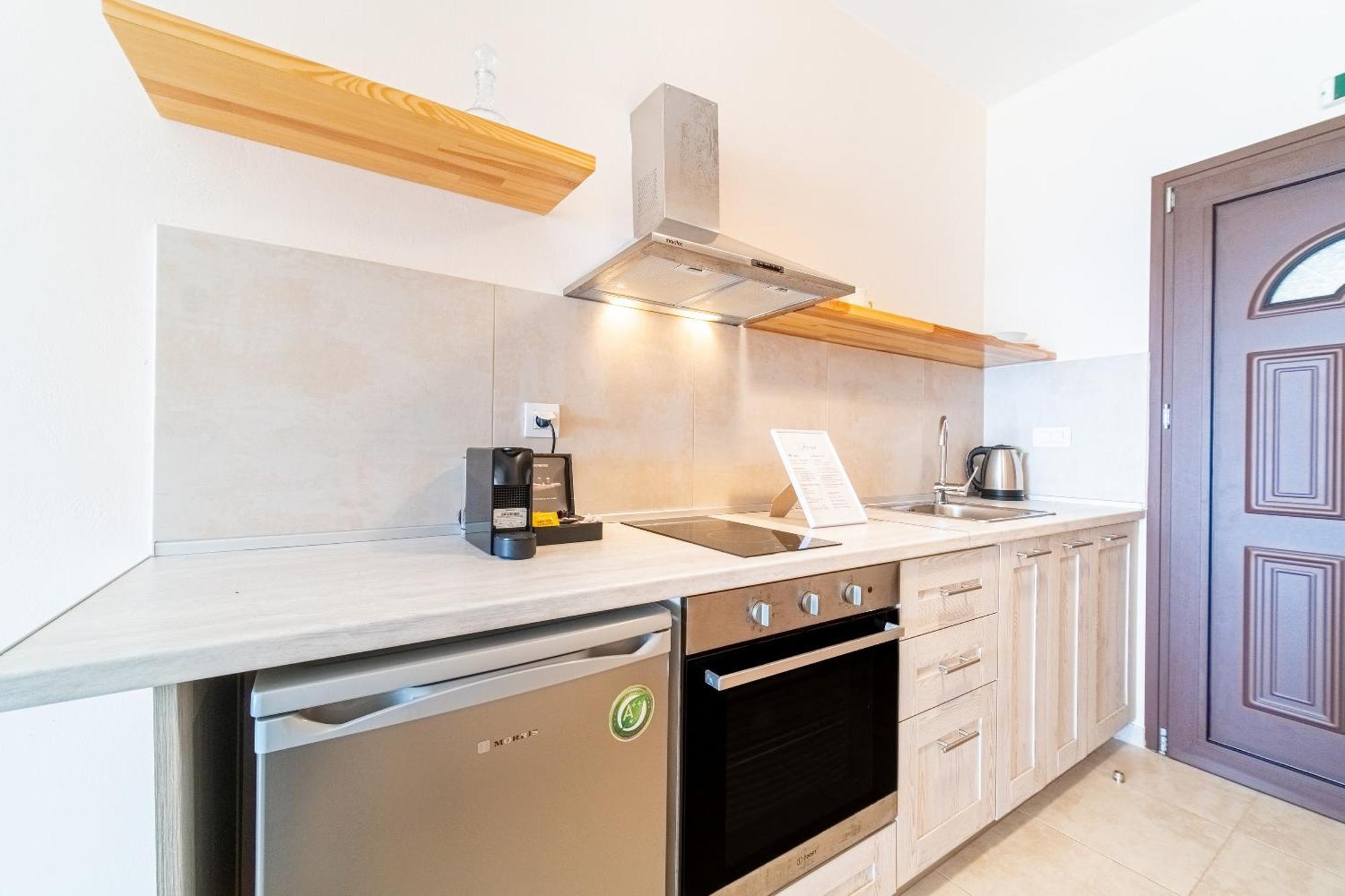 Lido Paradise Corfu Apartment *