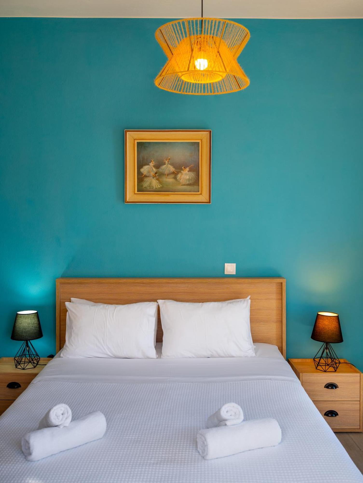 Margarita's Seafront Luxury Apartment Elounda (Crete)