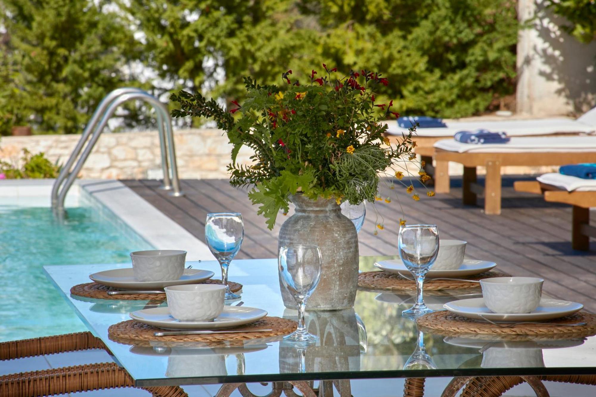 Villa Luxury In *