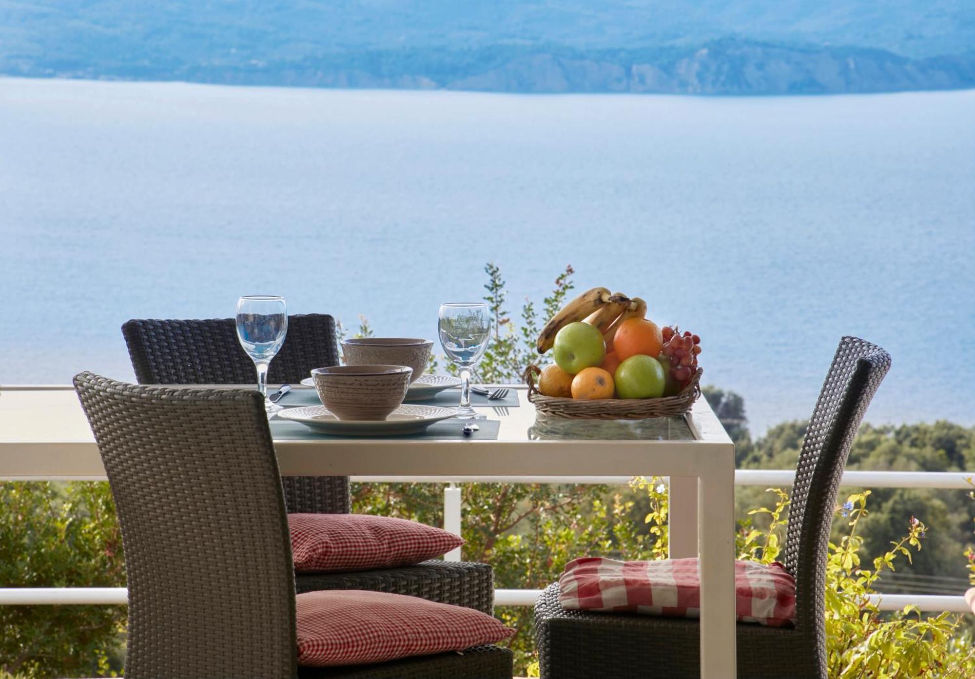 Luxury In Villa Kechria