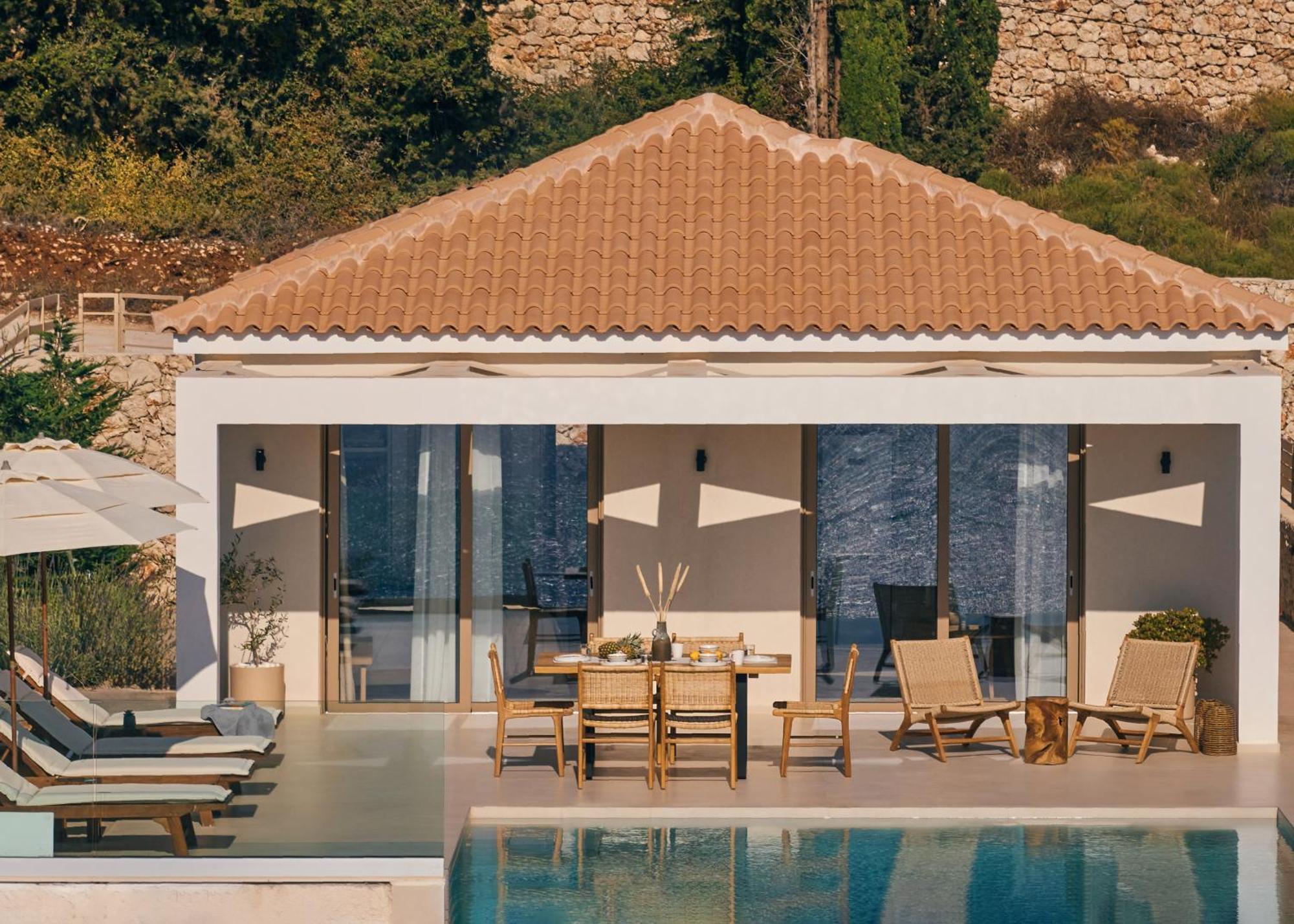 Thelxi's Ii - Brand New Seaview Suite! * Volimes