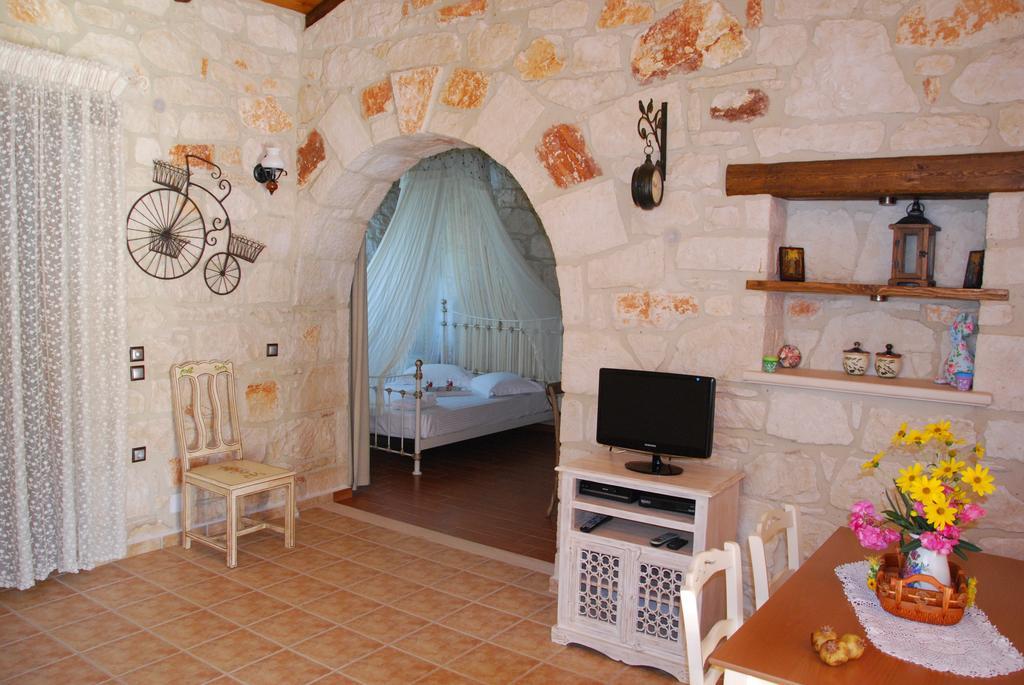 Holiday home Kavos Psarou *