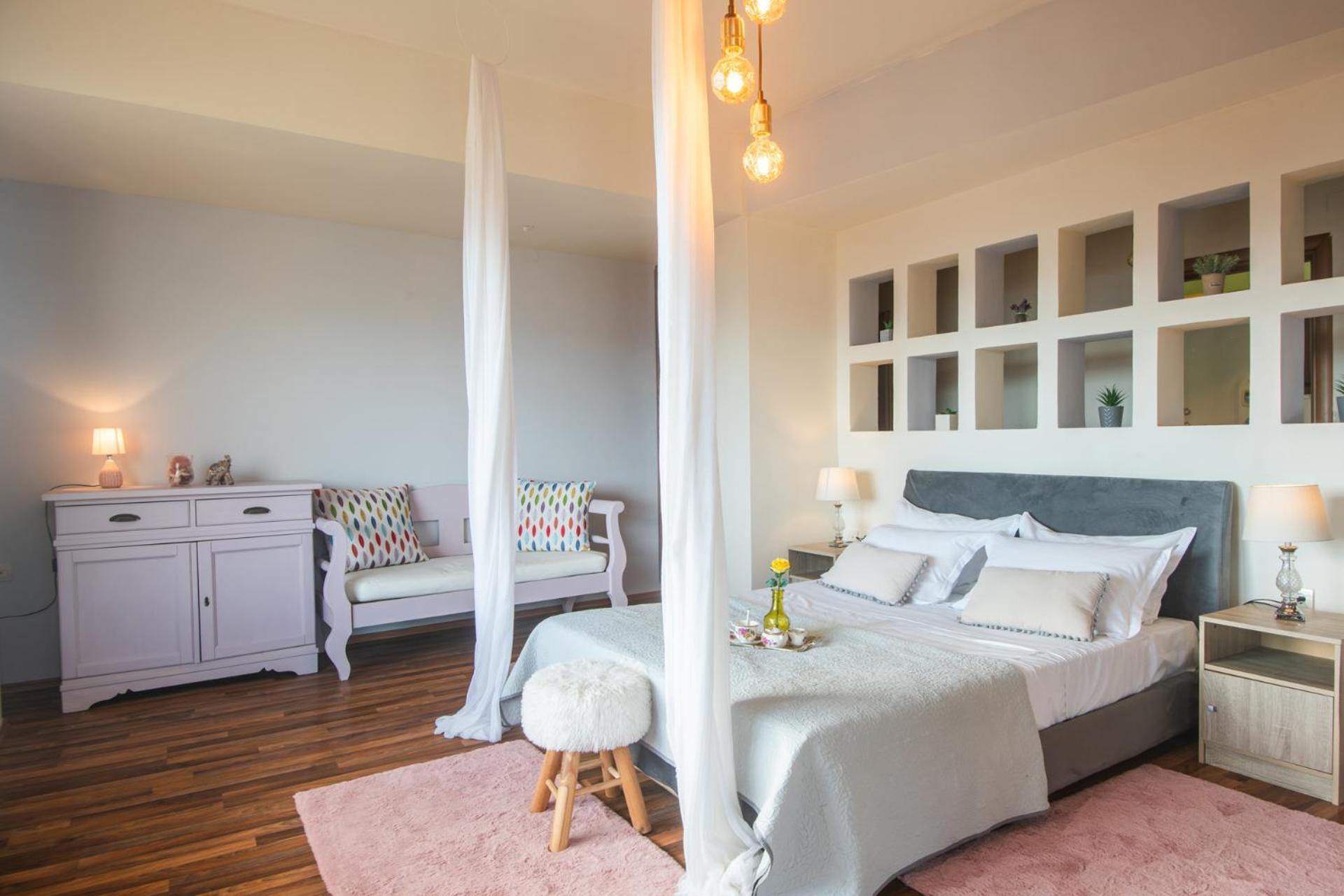 Marena With Extraordinary Views Holiday home *