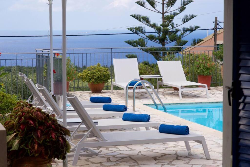 Joanna Sunset Villa