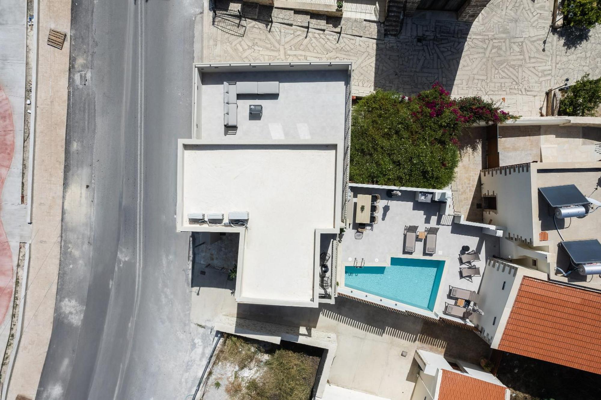 Marvelous New Luxury With Heated Pool! Villa *