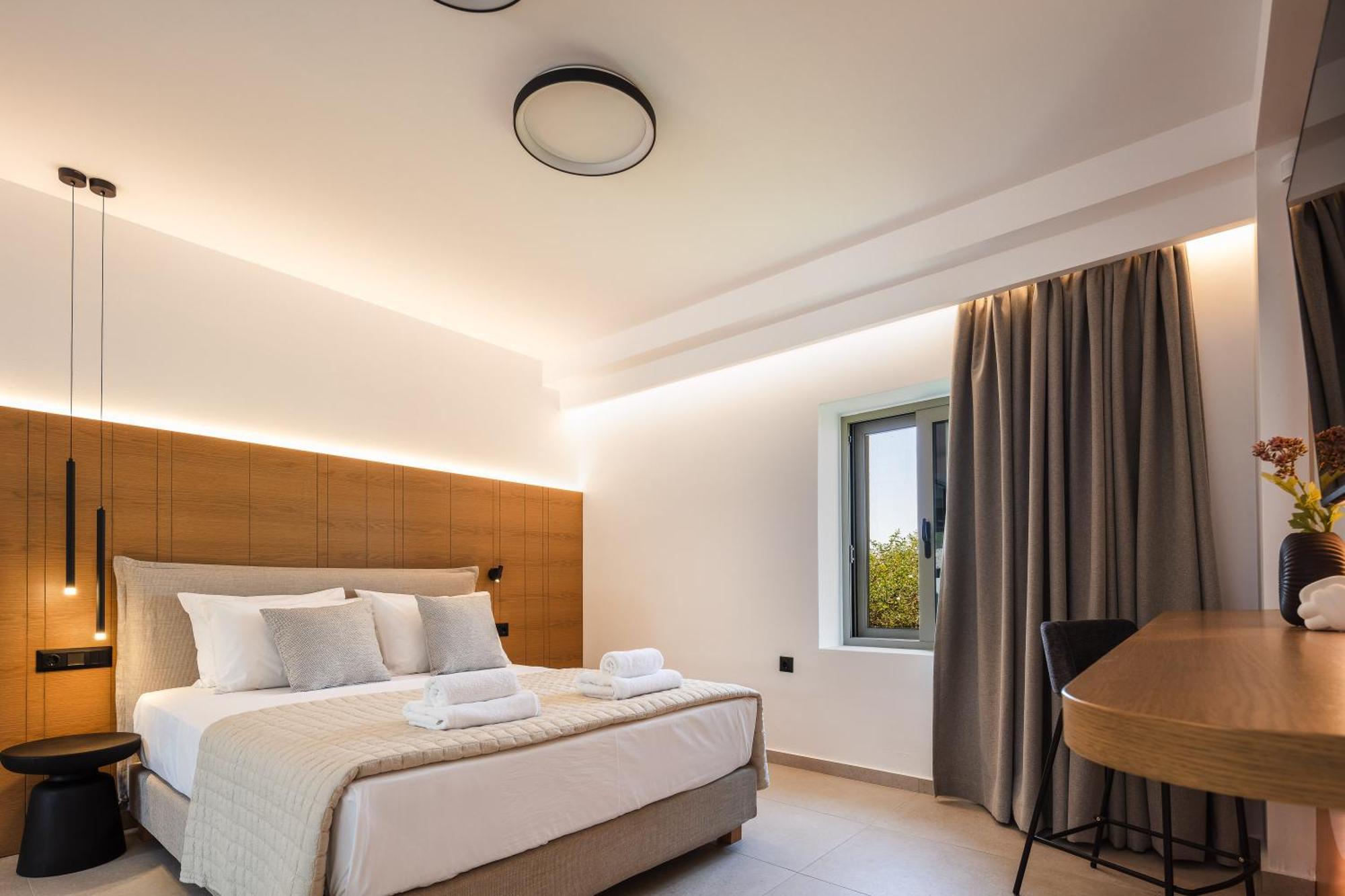Villa Marvelous New Luxury With Heated Pool! Asterion