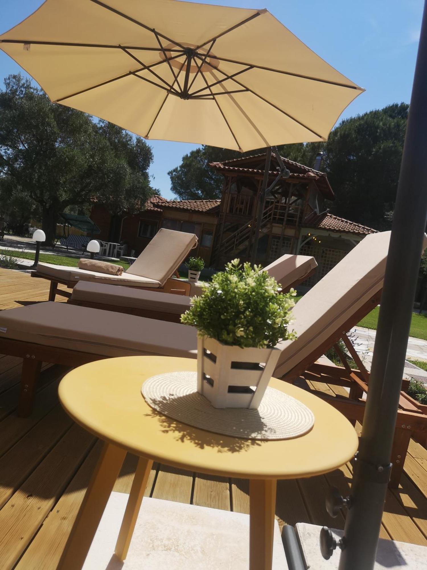 Makis Nest Aparthotel Vourvourou