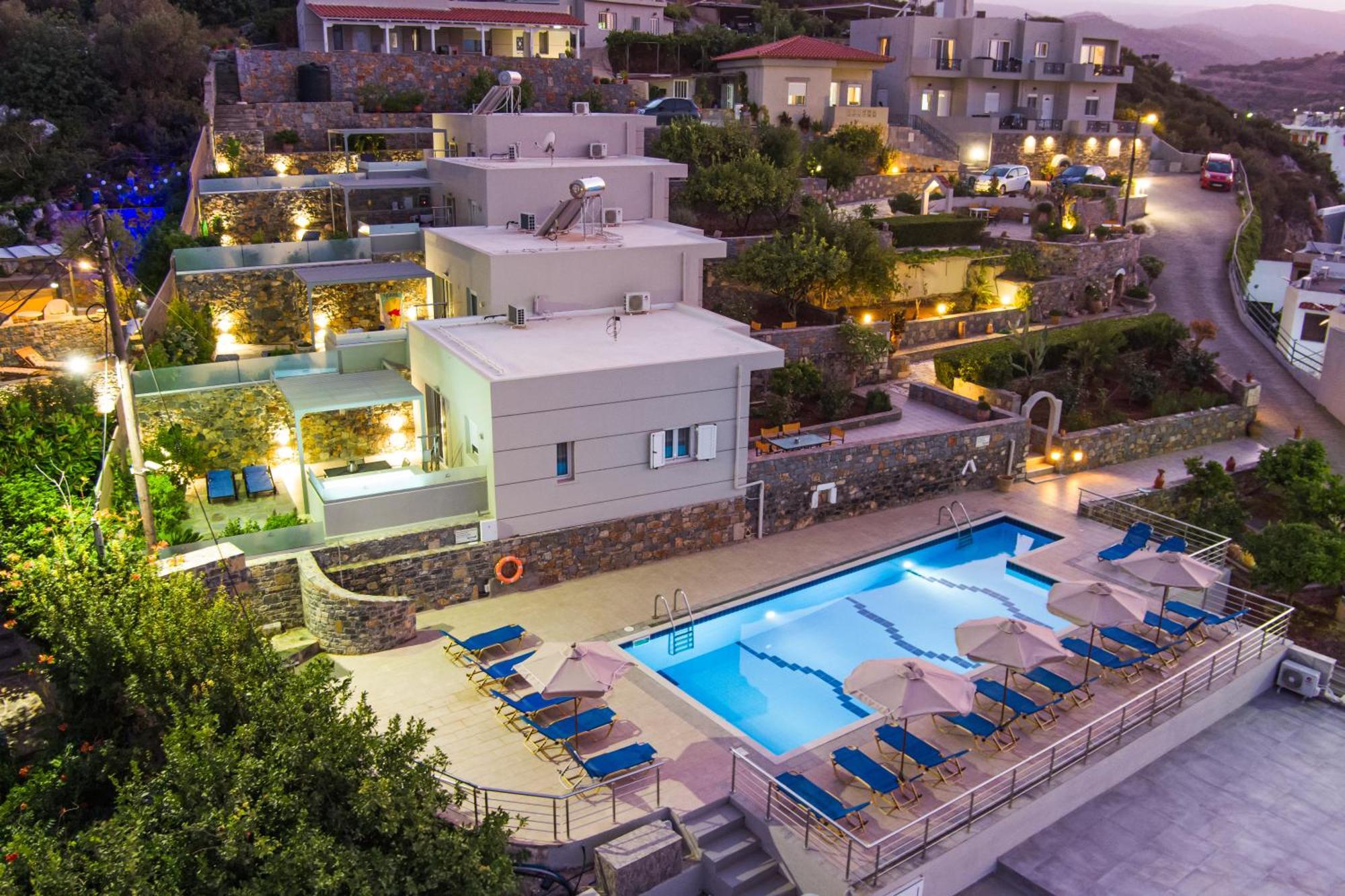 Kavousanos * Istro