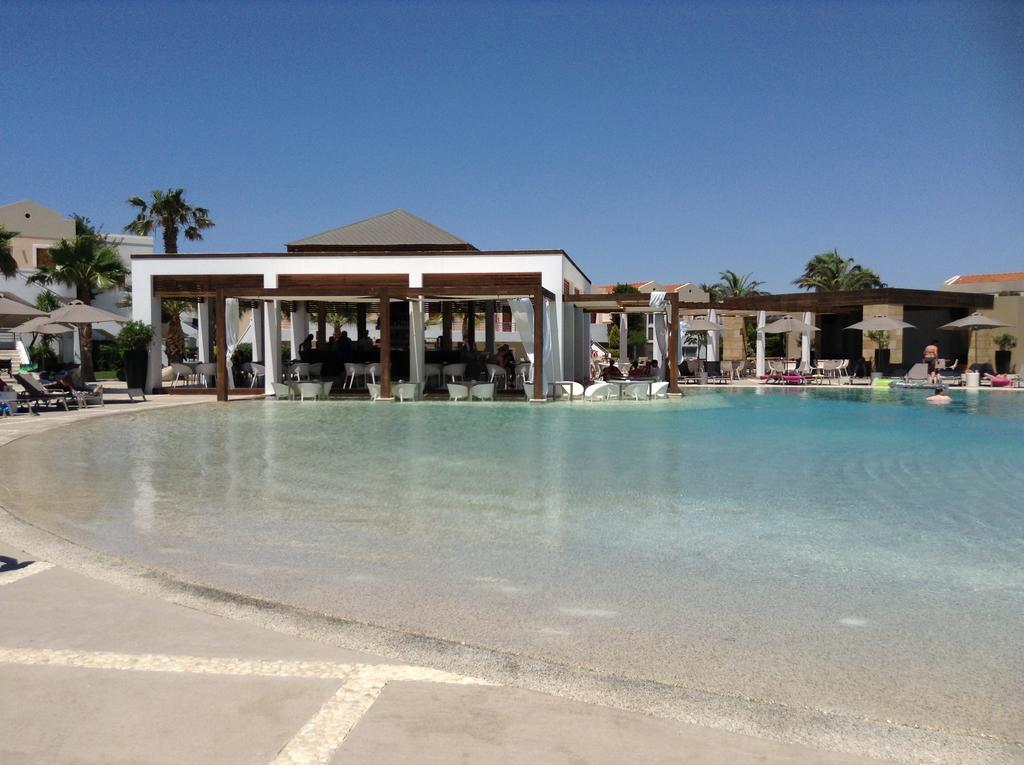 Pelagos & Hotel