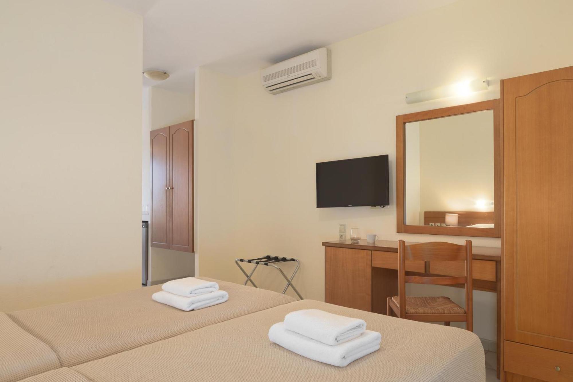 Asterias Village Aparthotel 4*