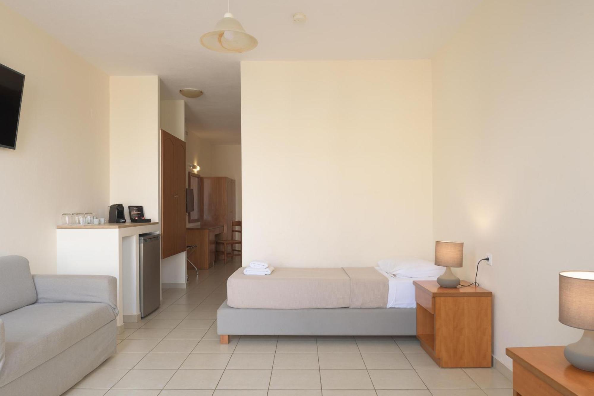 Asterias Village Aparthotel 4*