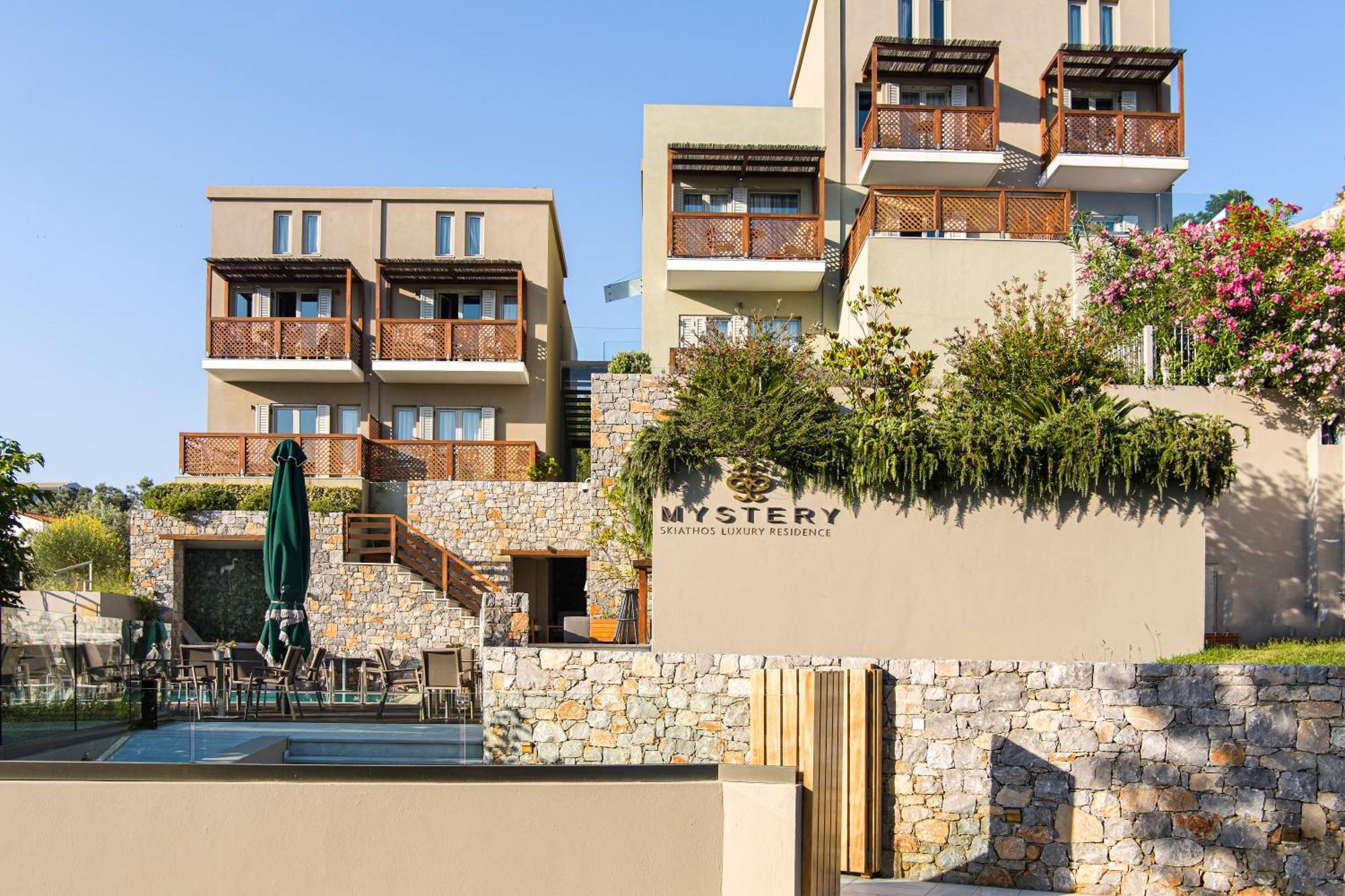 Mystery Luxury 4* Skiathos Town