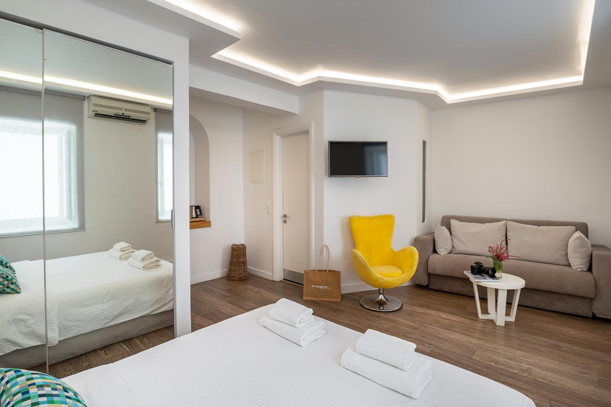 Fresh Boutique Hotel 3*
