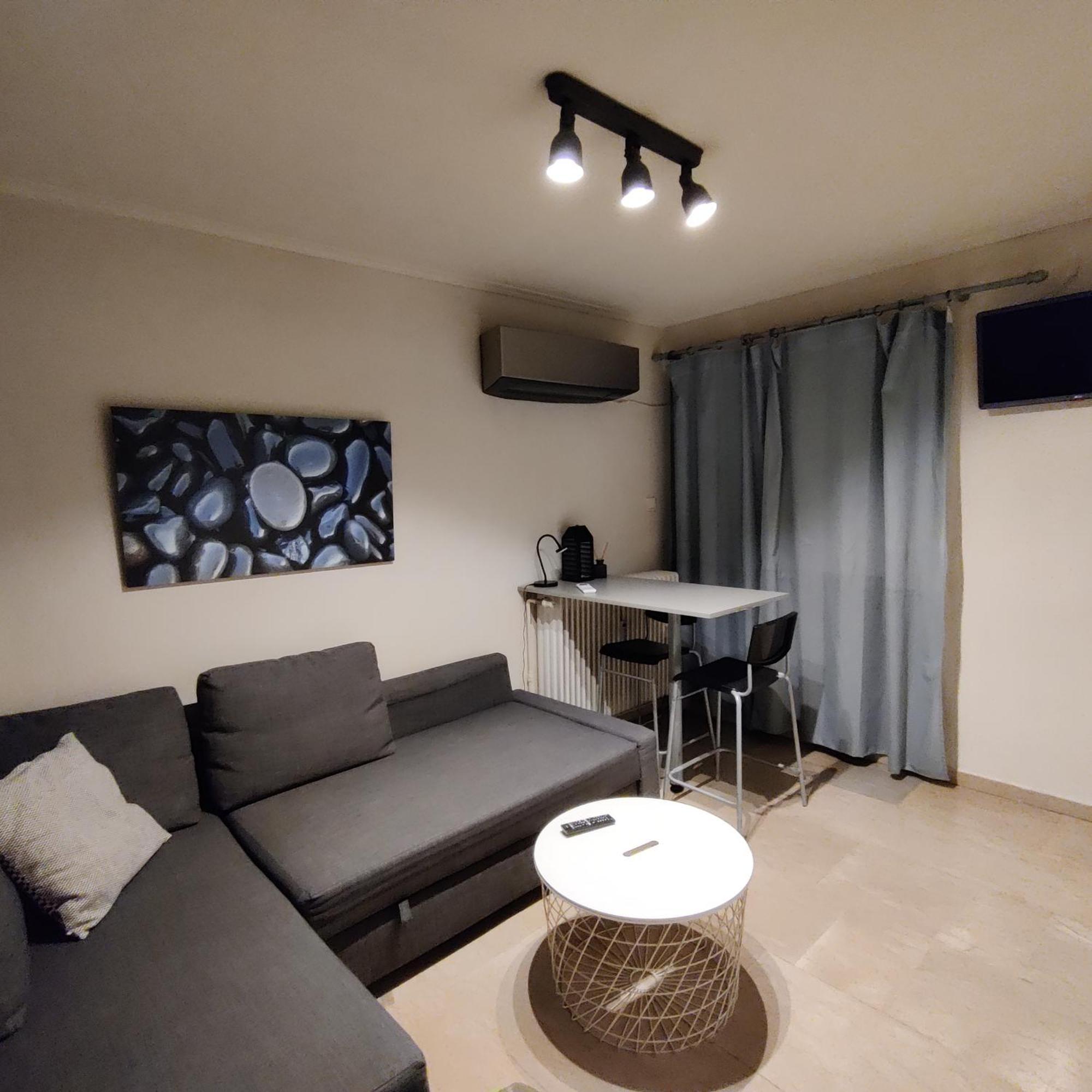 Theo's Loft