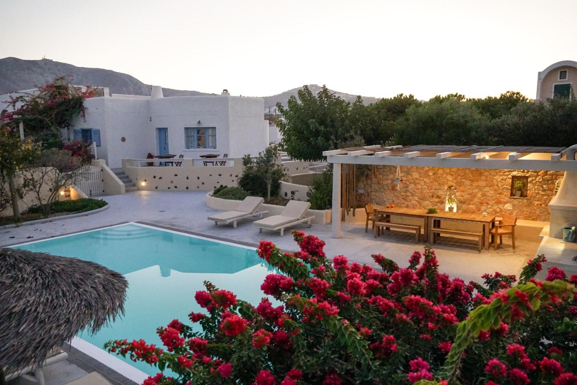 Theros Houses Santorini