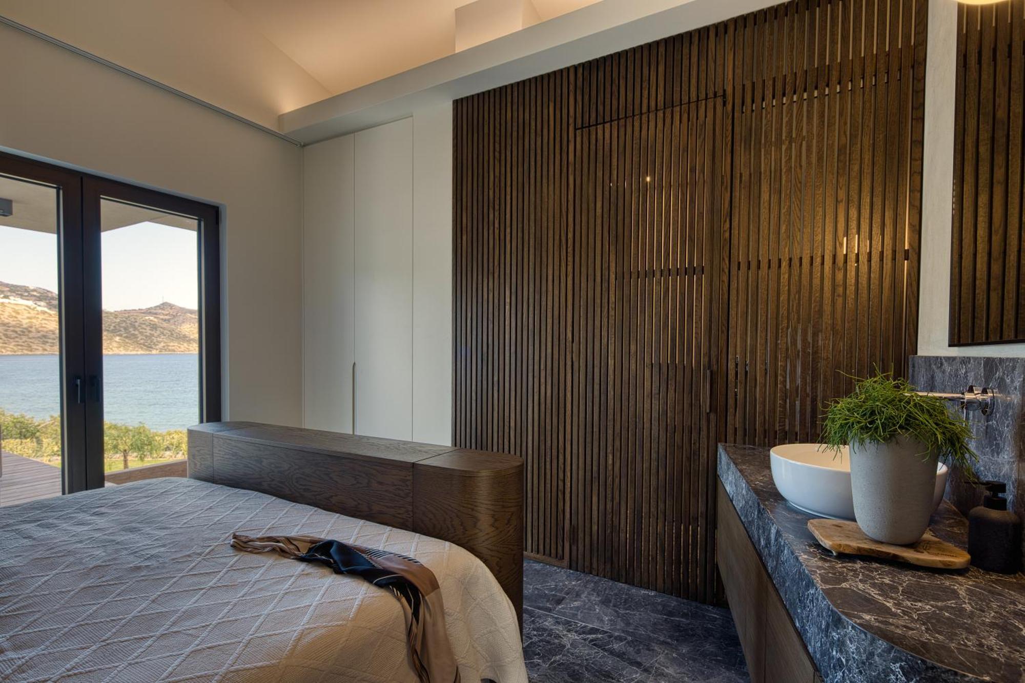 Beachfront Linum Escape Retreat With A Heated Pool * Agios Nikolaos (Crete)