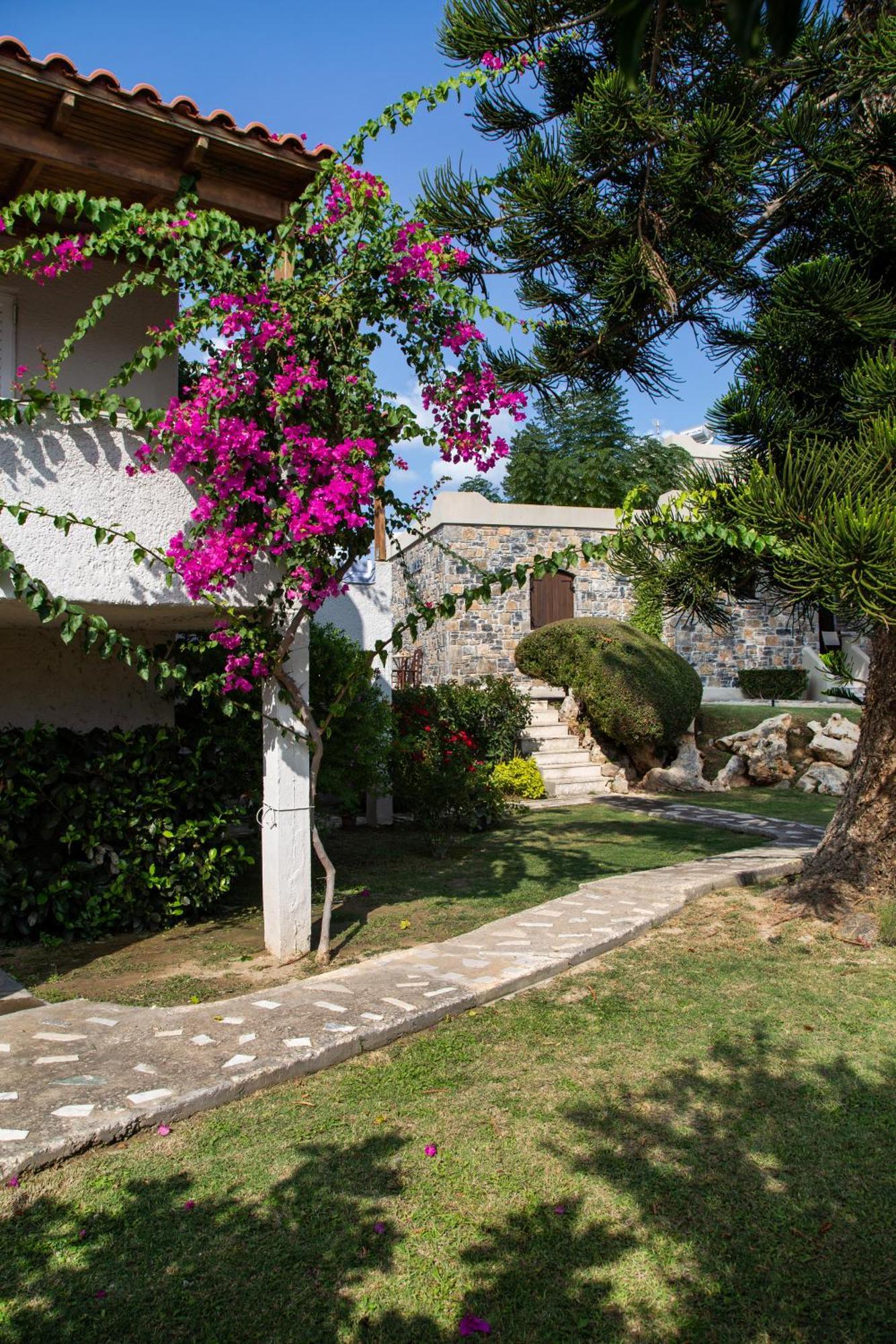 Apartment Oceanides *