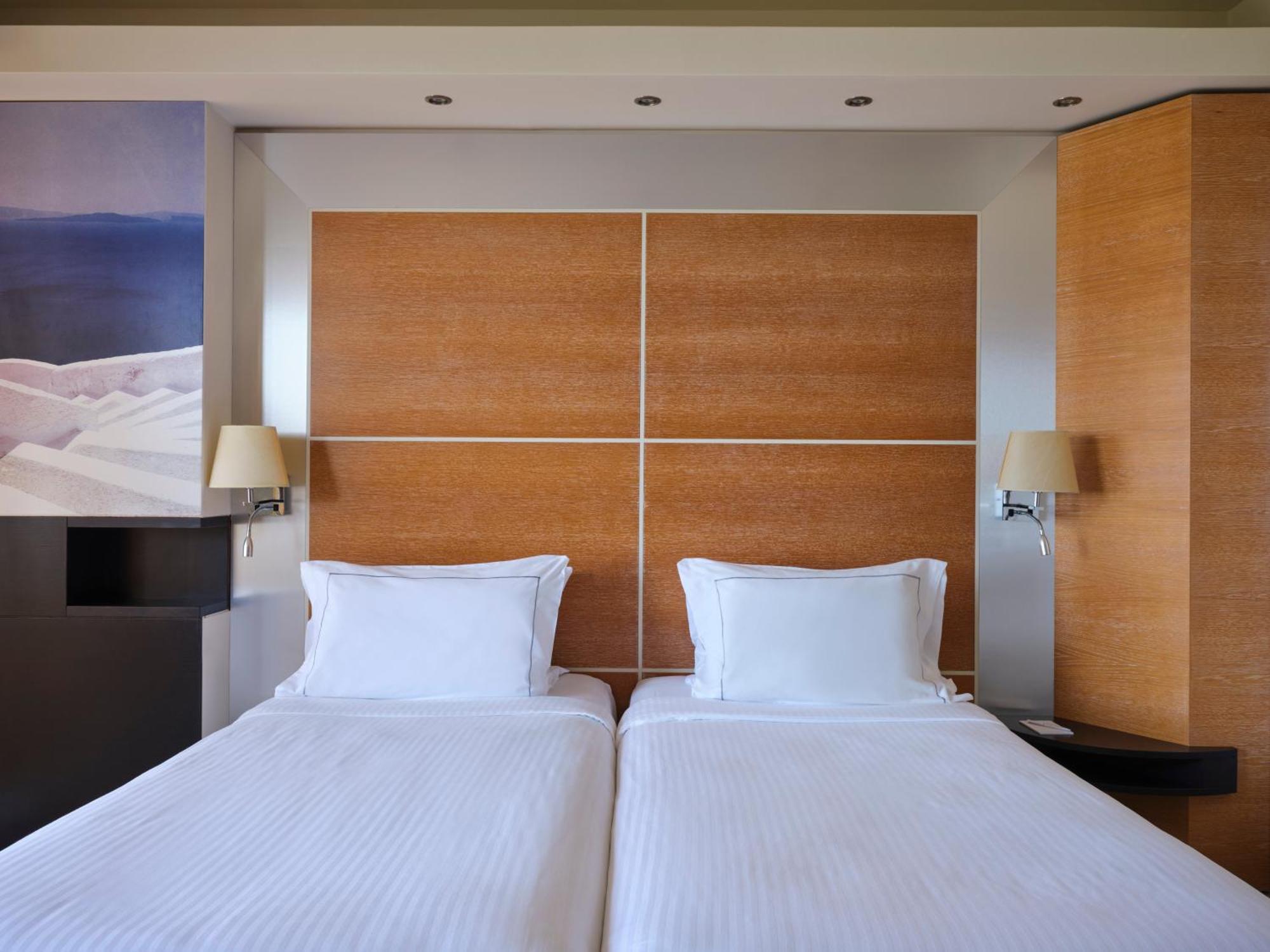 Esperos Mare & Hotel