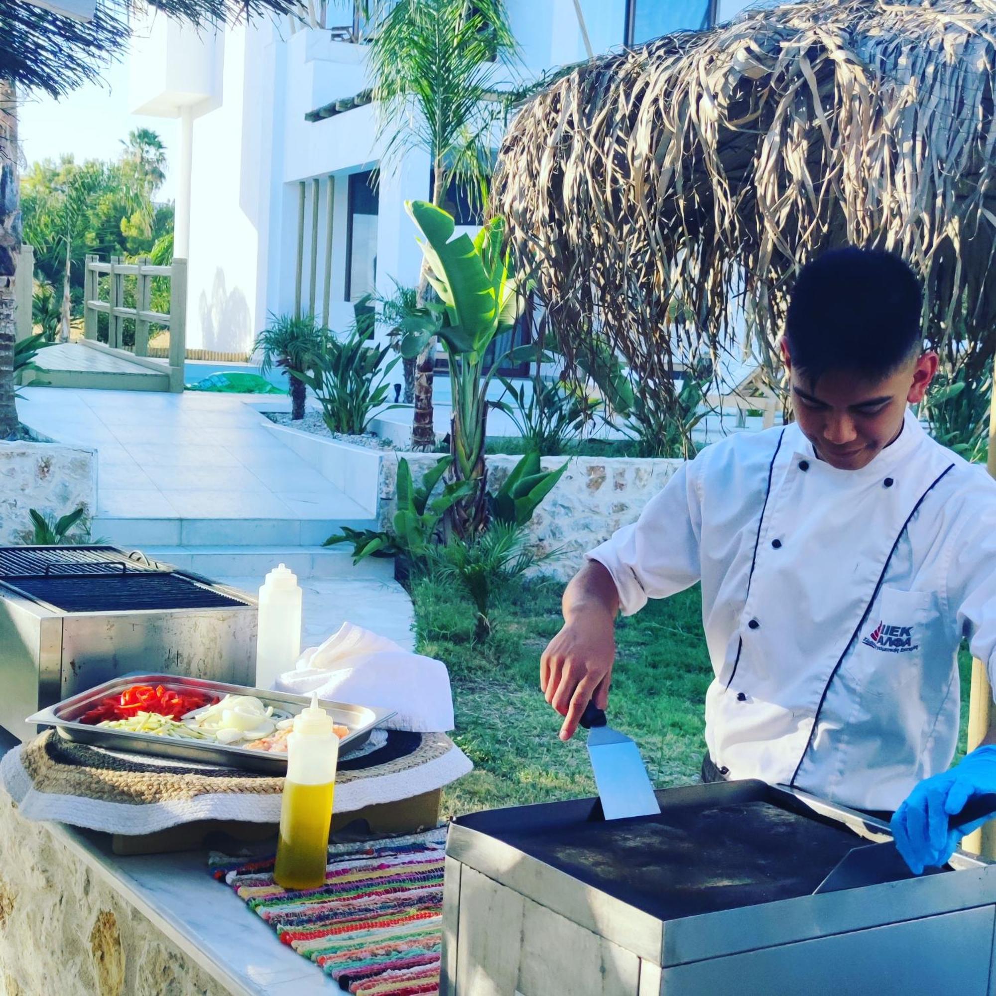Hotel Alia And 3*