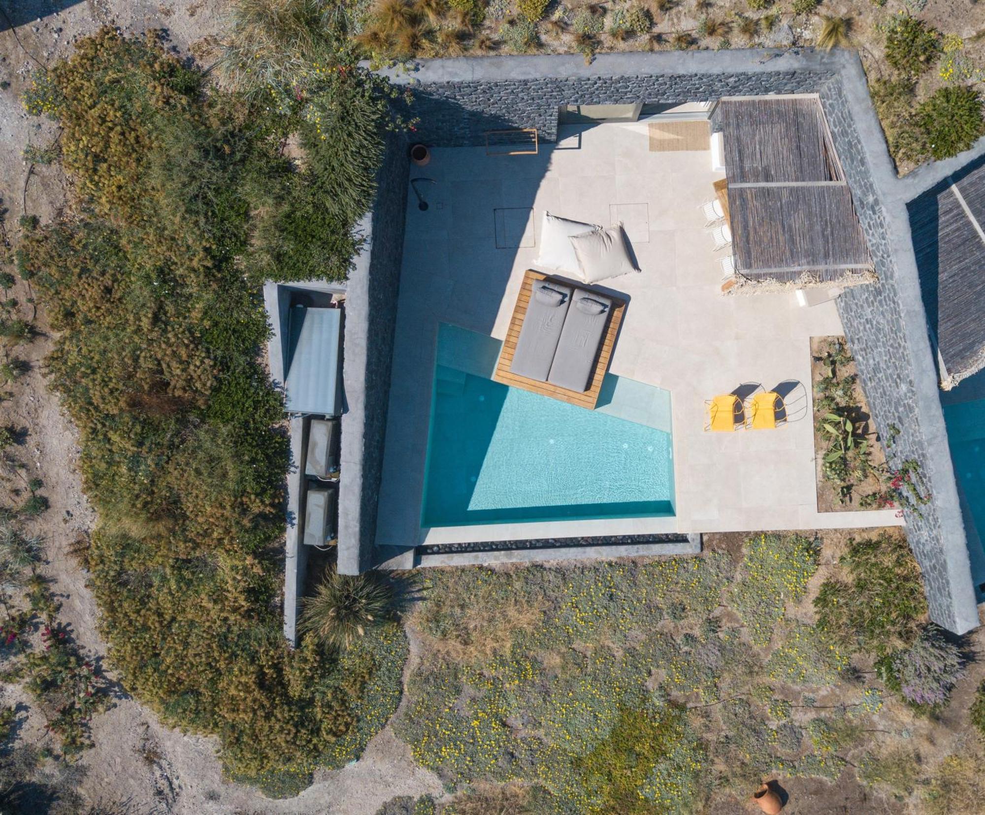 Lithi Luxury Retreat * Imerovigli (Santorini)