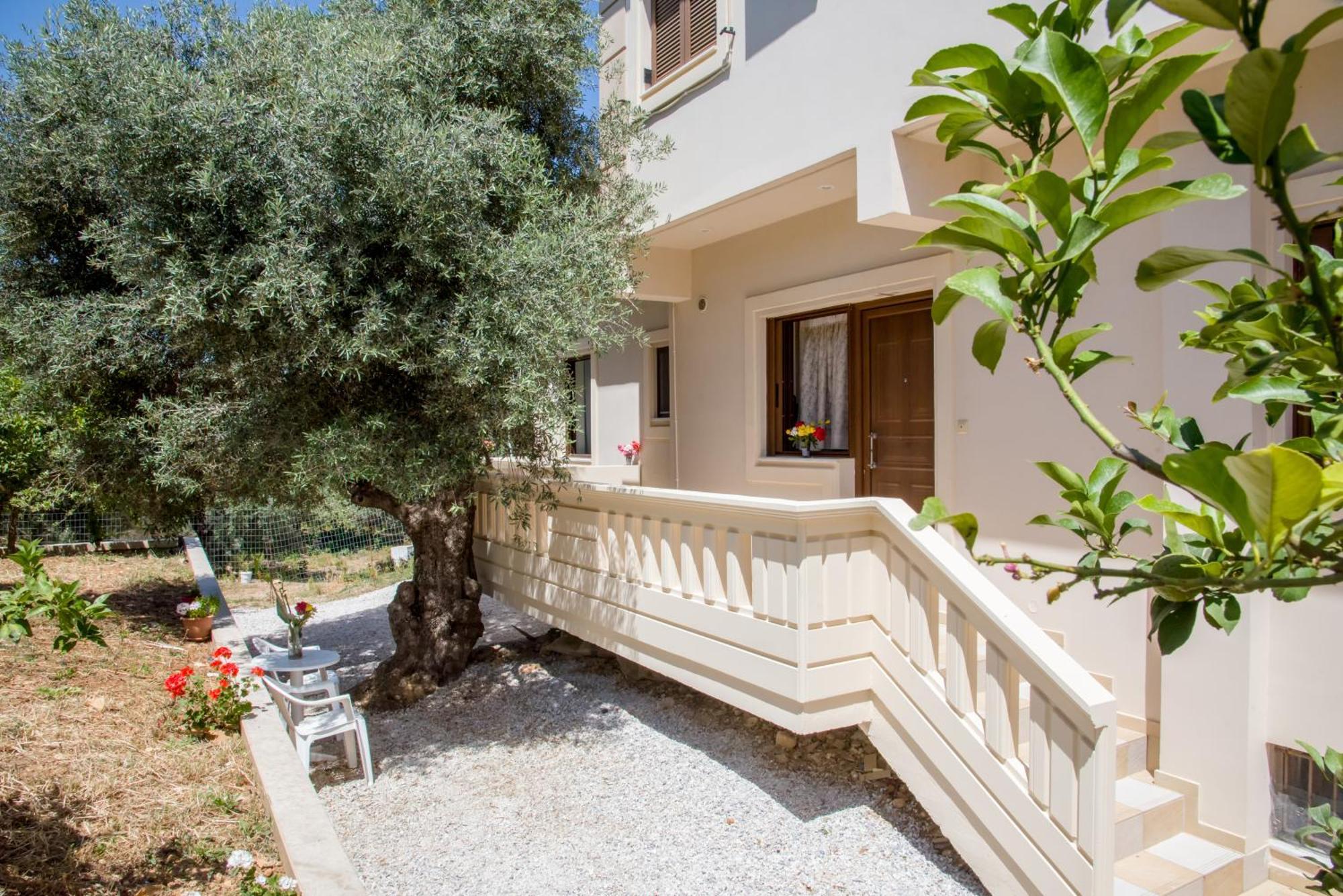 With Private Pool Near To The Sea Apartment