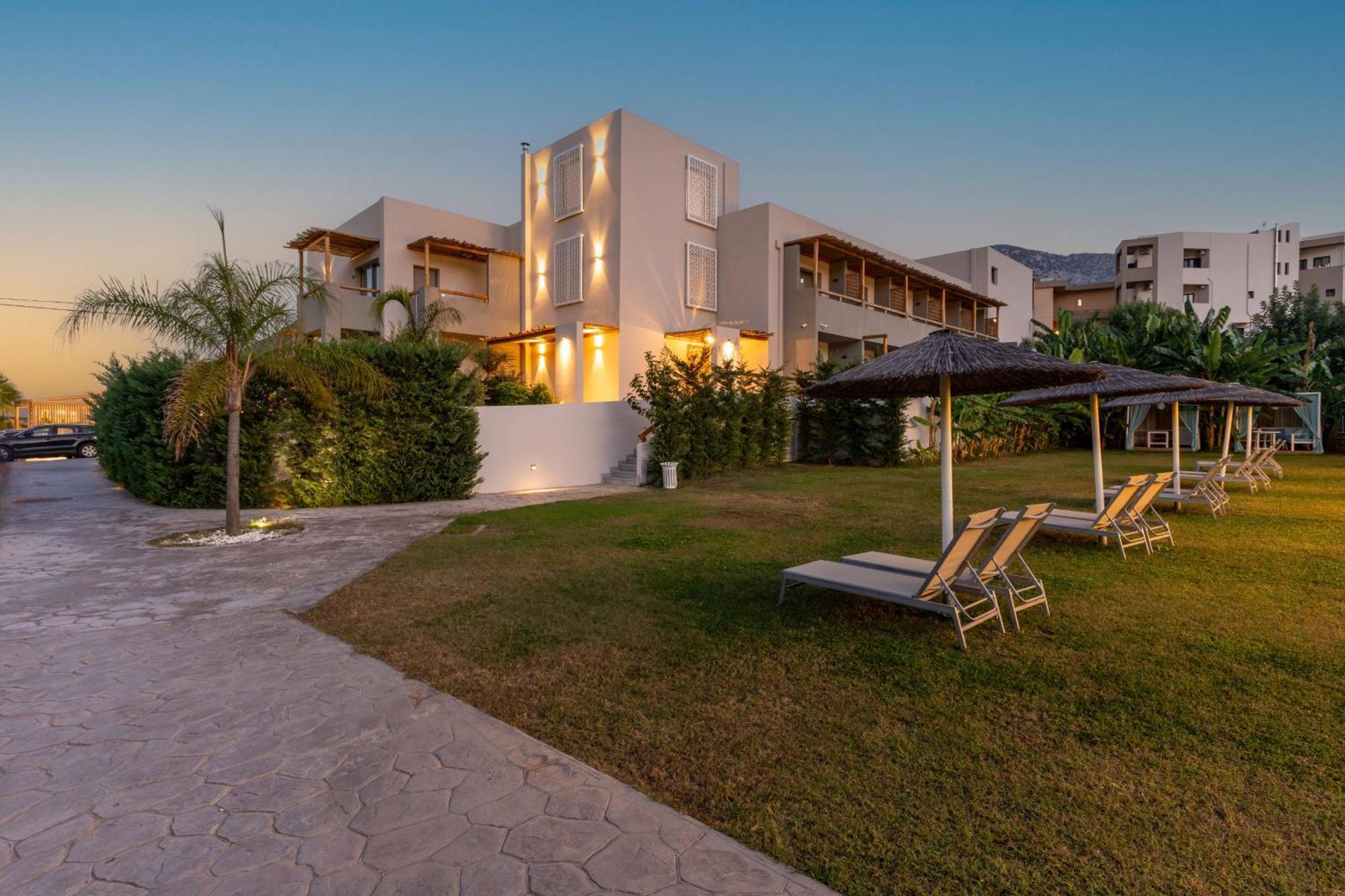 Bali Star Hotel 3*