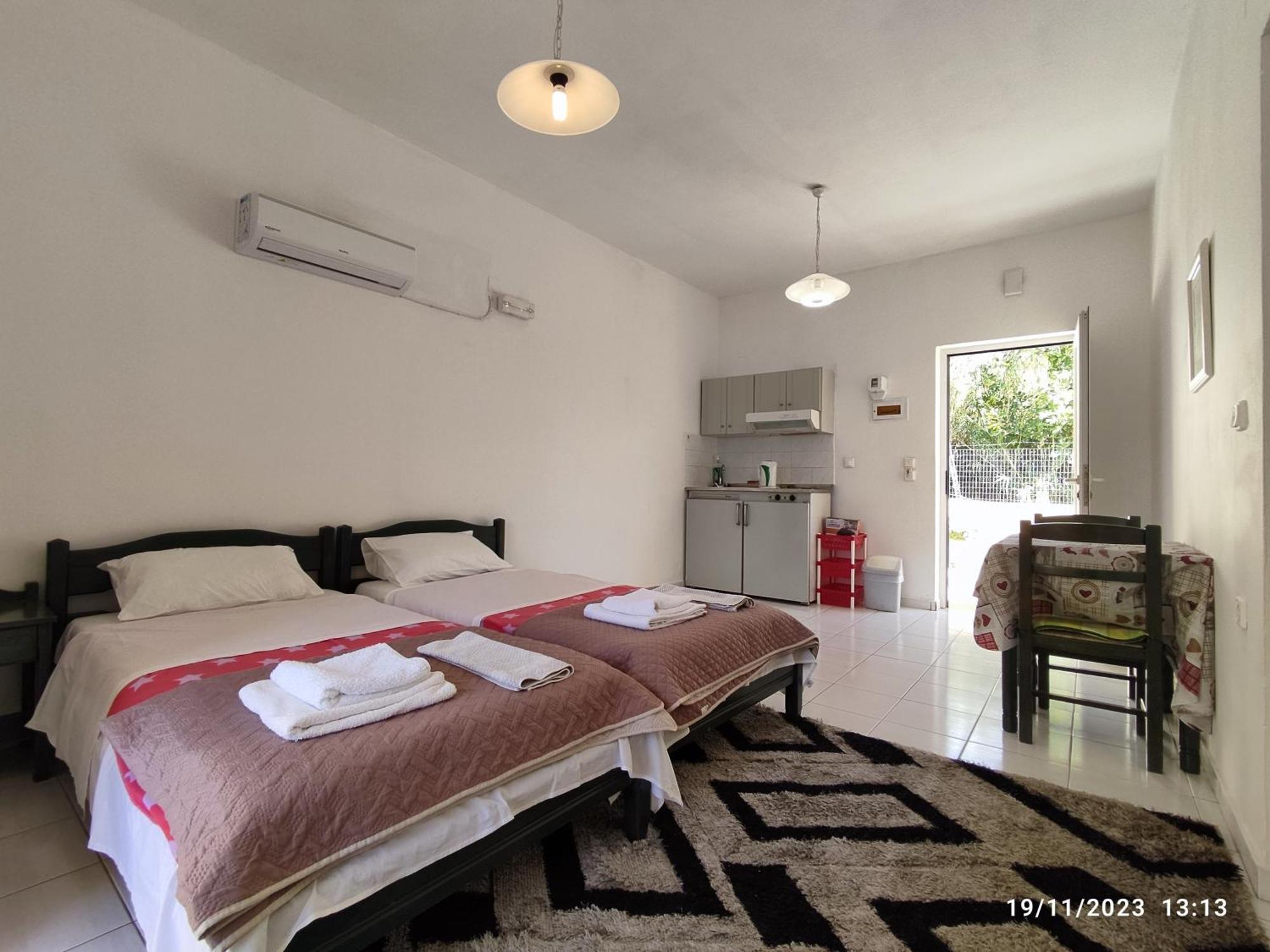 Zinovia Apartment Kato Daratso