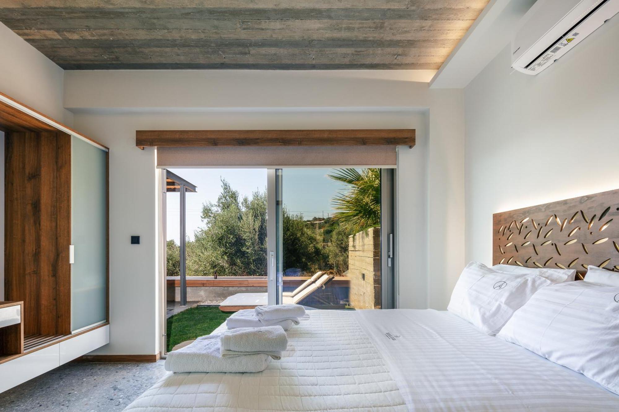 New Modern Villa Domus Rodia With Private Pool & Bbq, 4Km From Nearest Beach Villa *