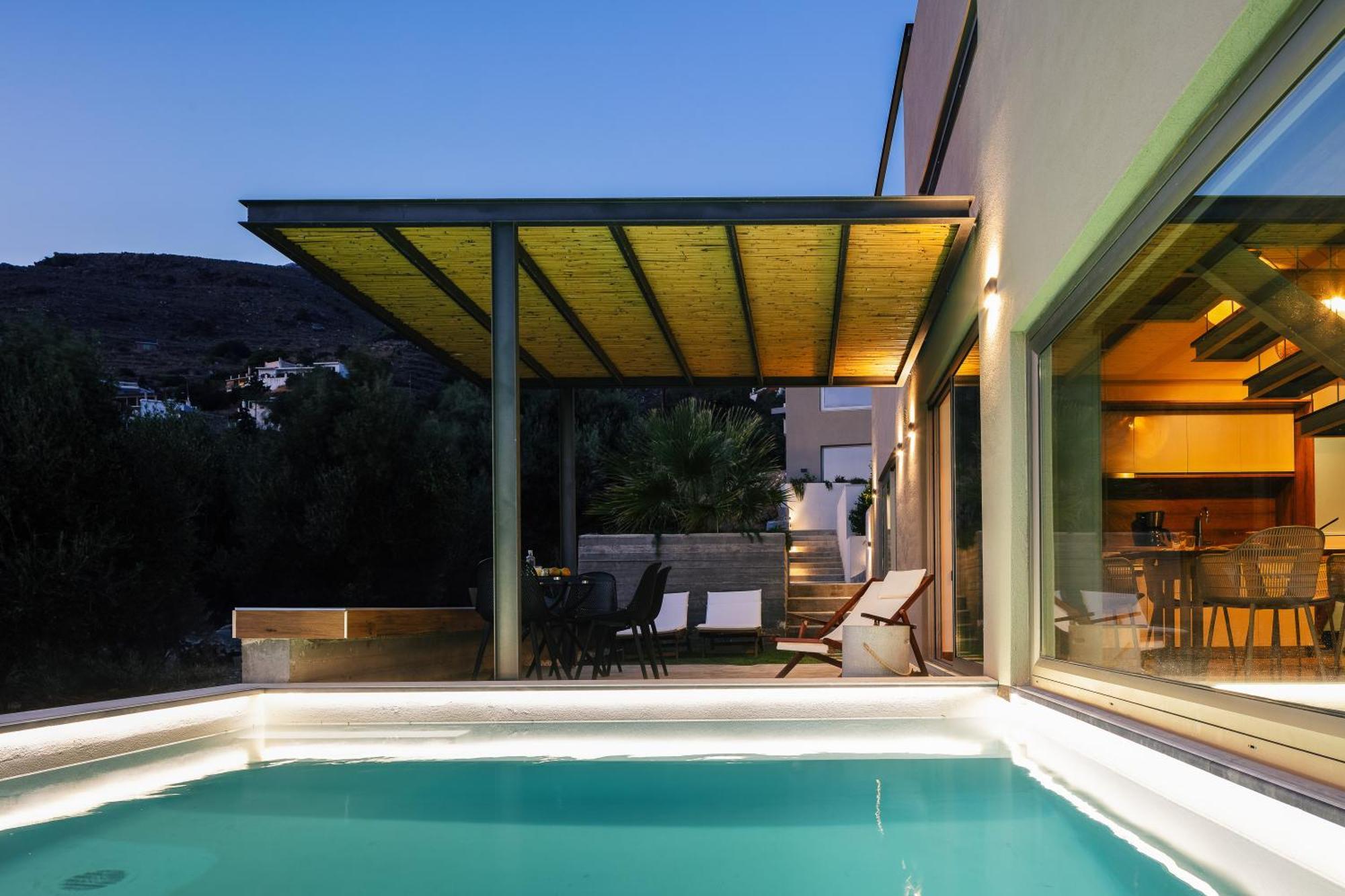 New Modern Villa Domus Rodia With Private Pool & Bbq, 4Km From Nearest Beach Mariou