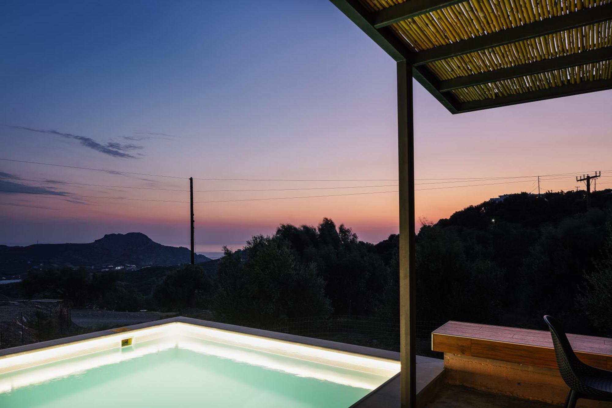 New Modern Villa Domus Rodia With Private Pool & Bbq, 4Km From Nearest Beach Villa *
