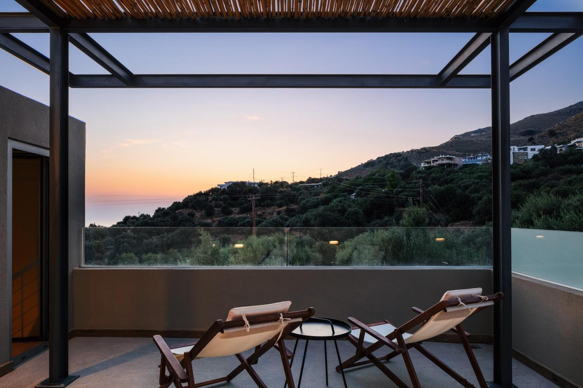 New Modern Villa Domus Rodia With Private Pool & Bbq, 4Km From Nearest Beach * Mariou