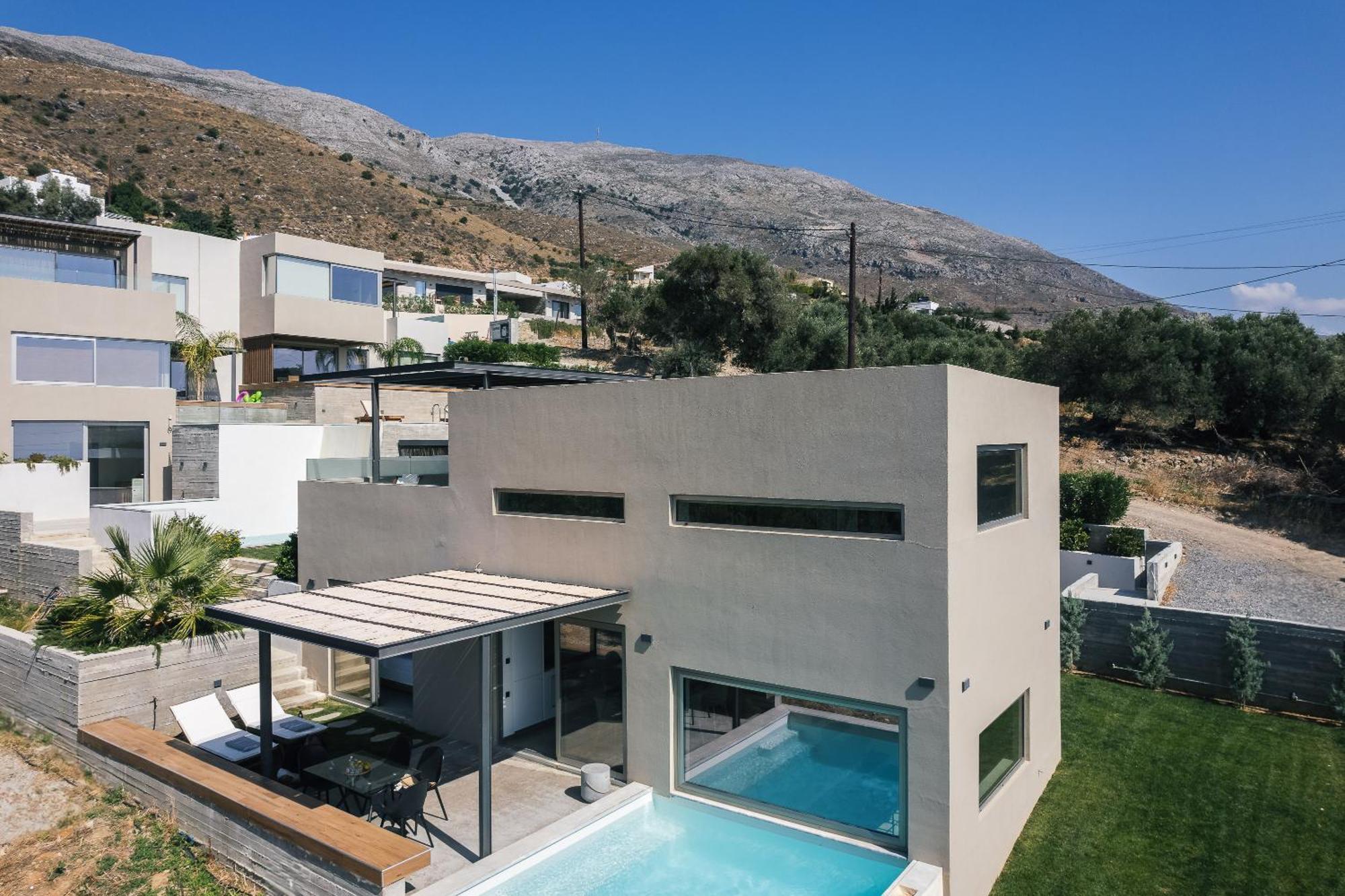 Villa New Modern Villa Domus Rodia With Private Pool & Bbq, 4Km From Nearest Beach *