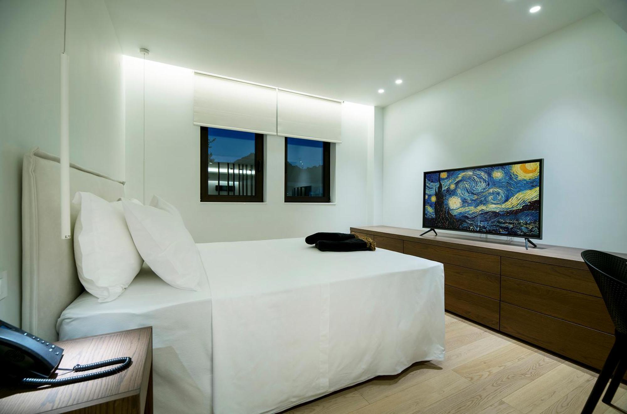 Gm Exclusive Luxury & Sitia (Crete)