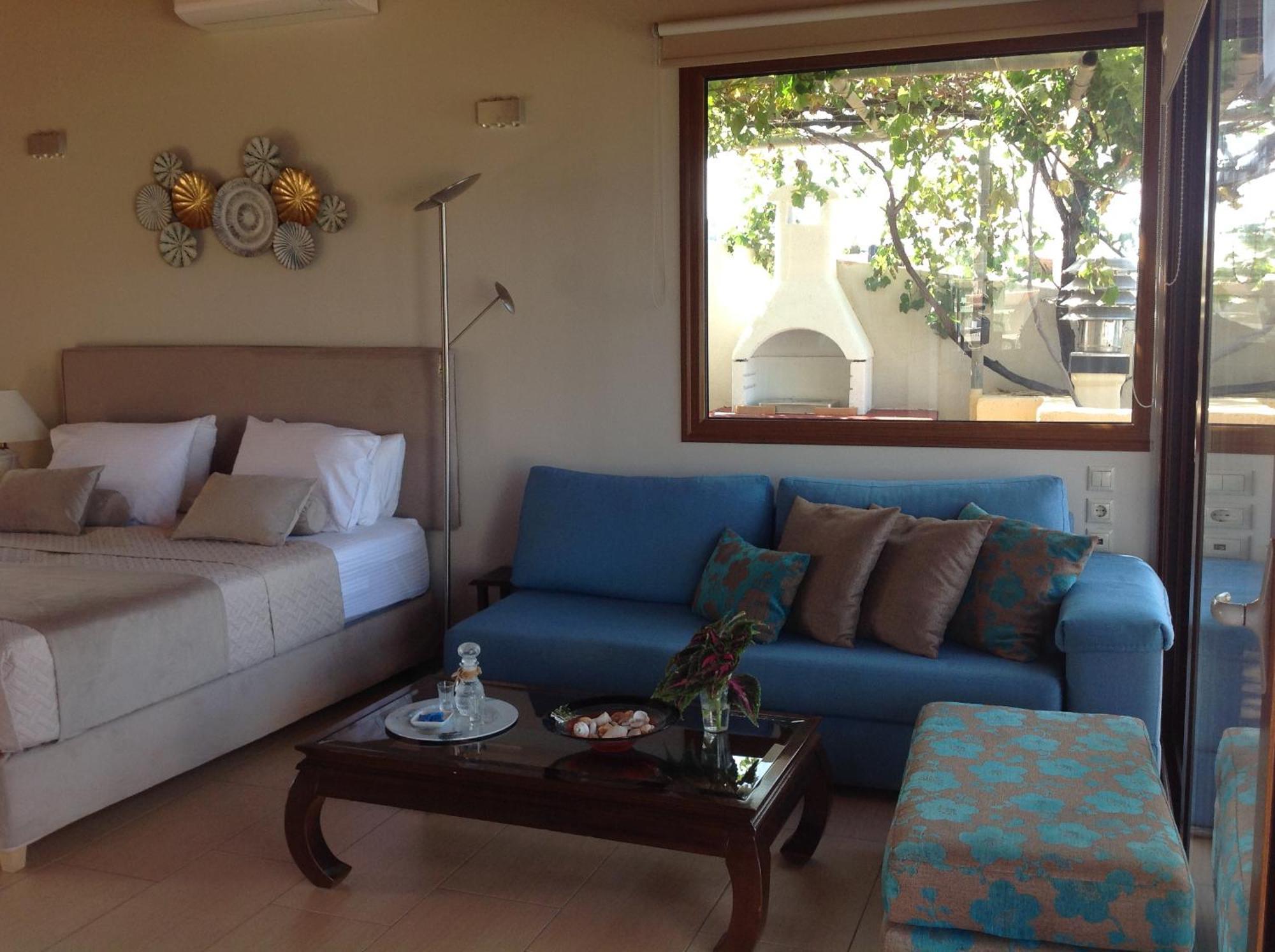 Asterias Studios & Apartment *