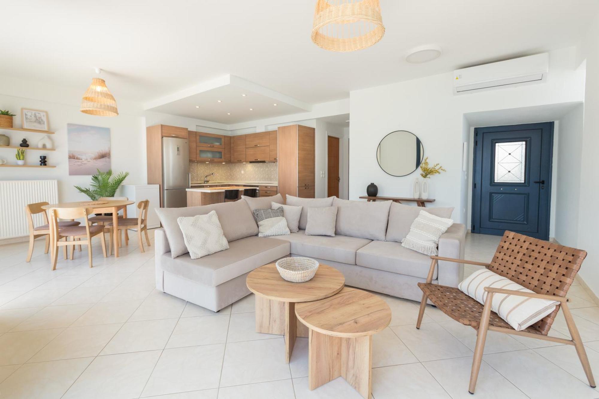 Apartment Frosini Seafront Loft