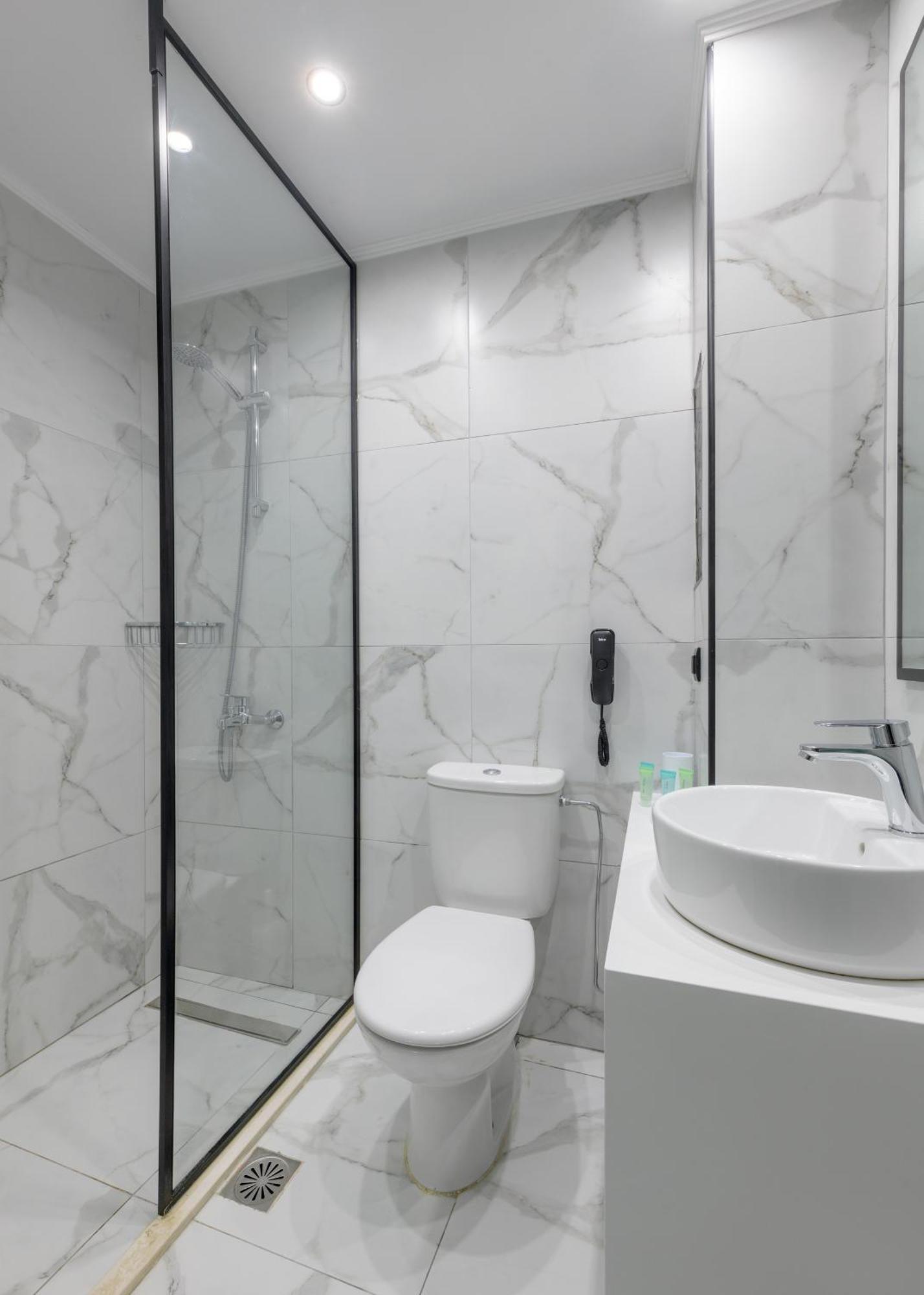 Nirvana Hotel 3*