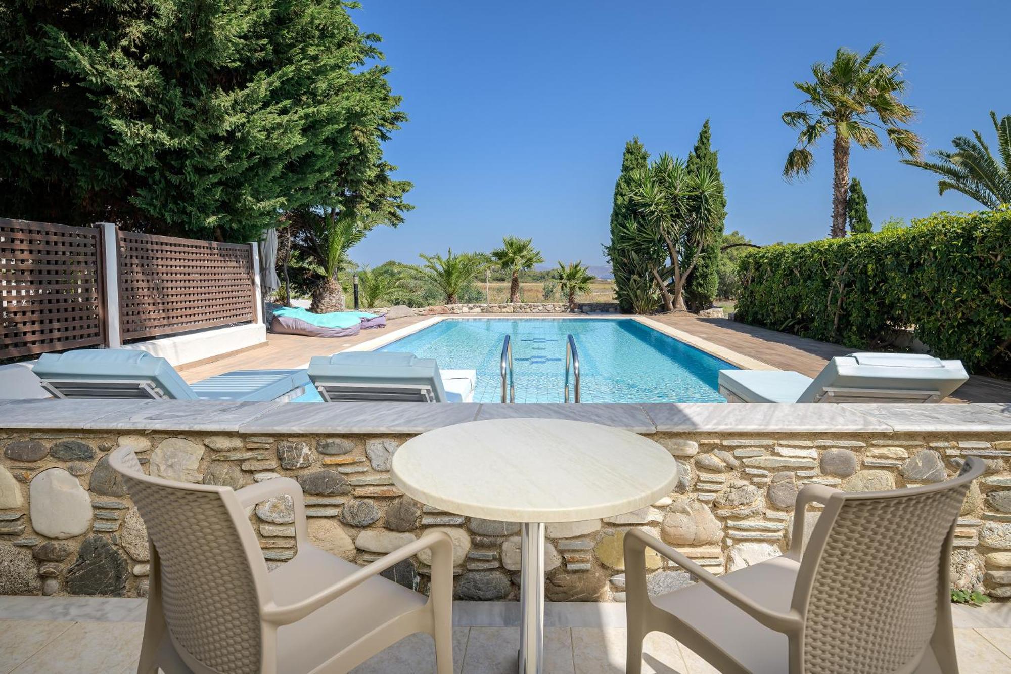 Natura Park Village & 5*