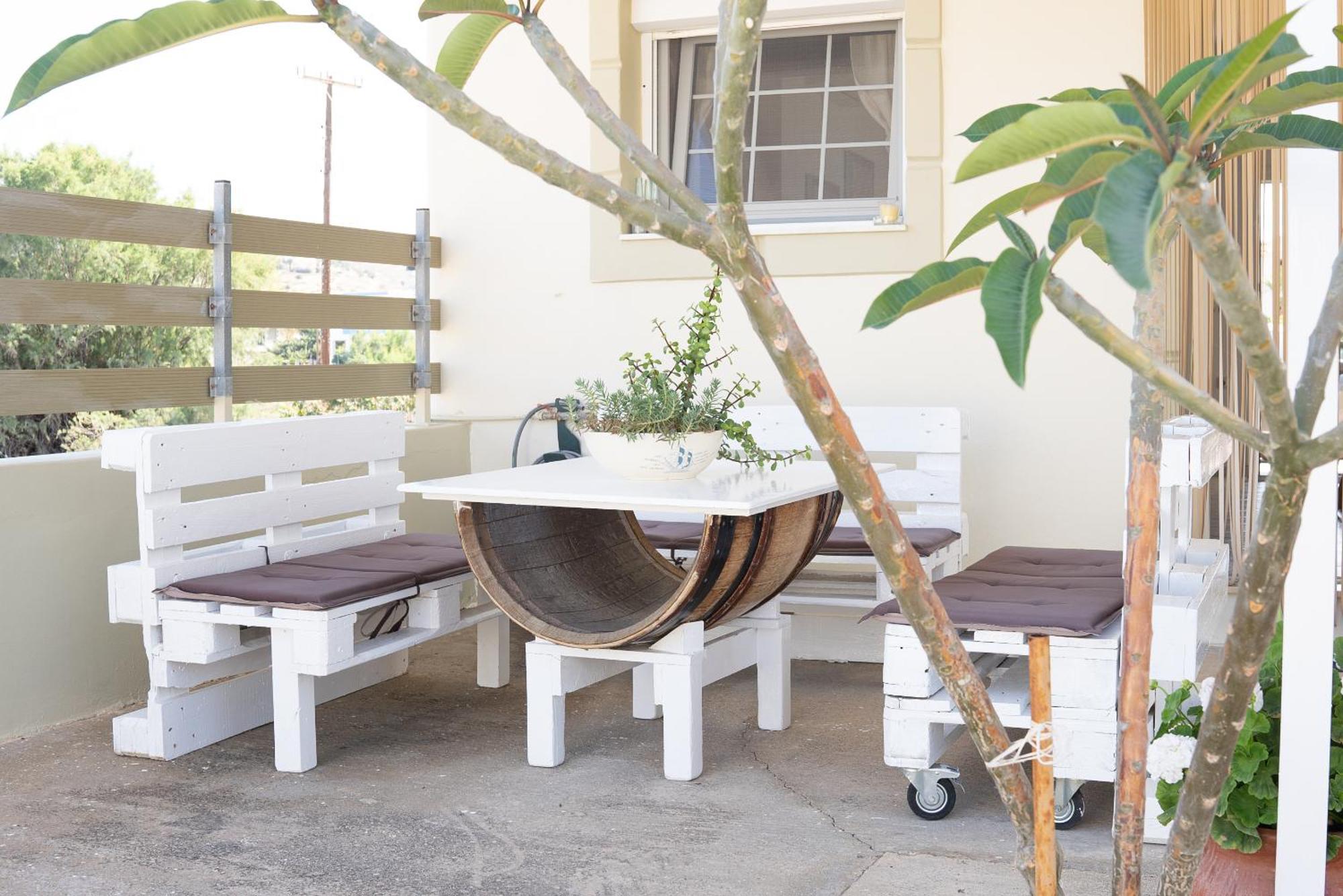 Garden House, Kalamaki Holiday home