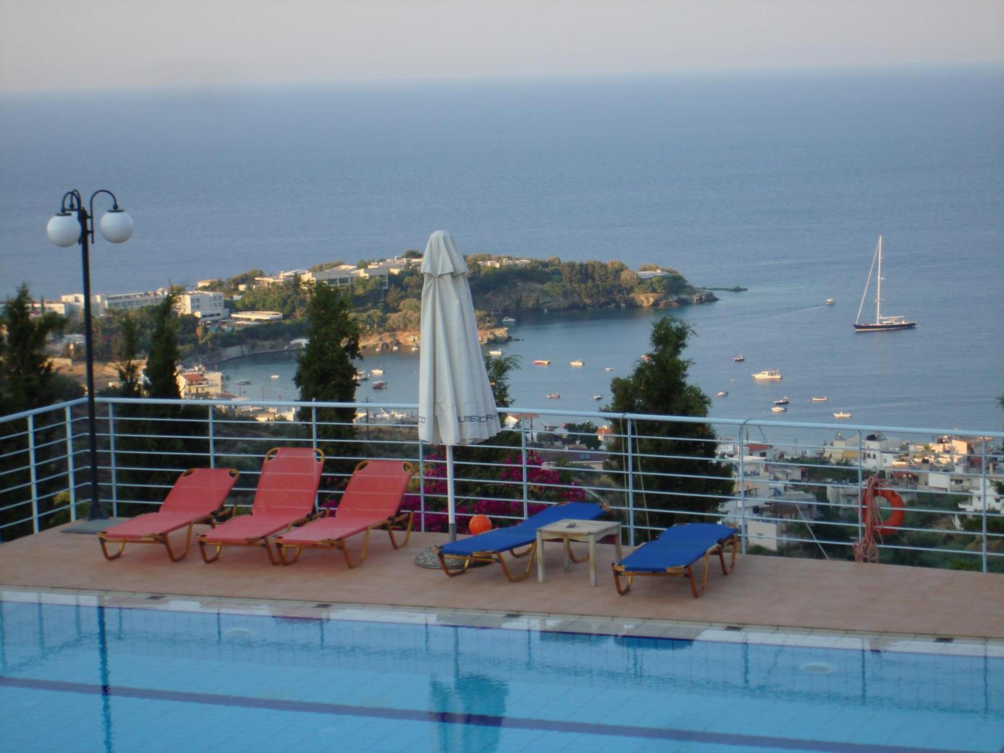 Agnanti Agia Pelagia (Crete)
